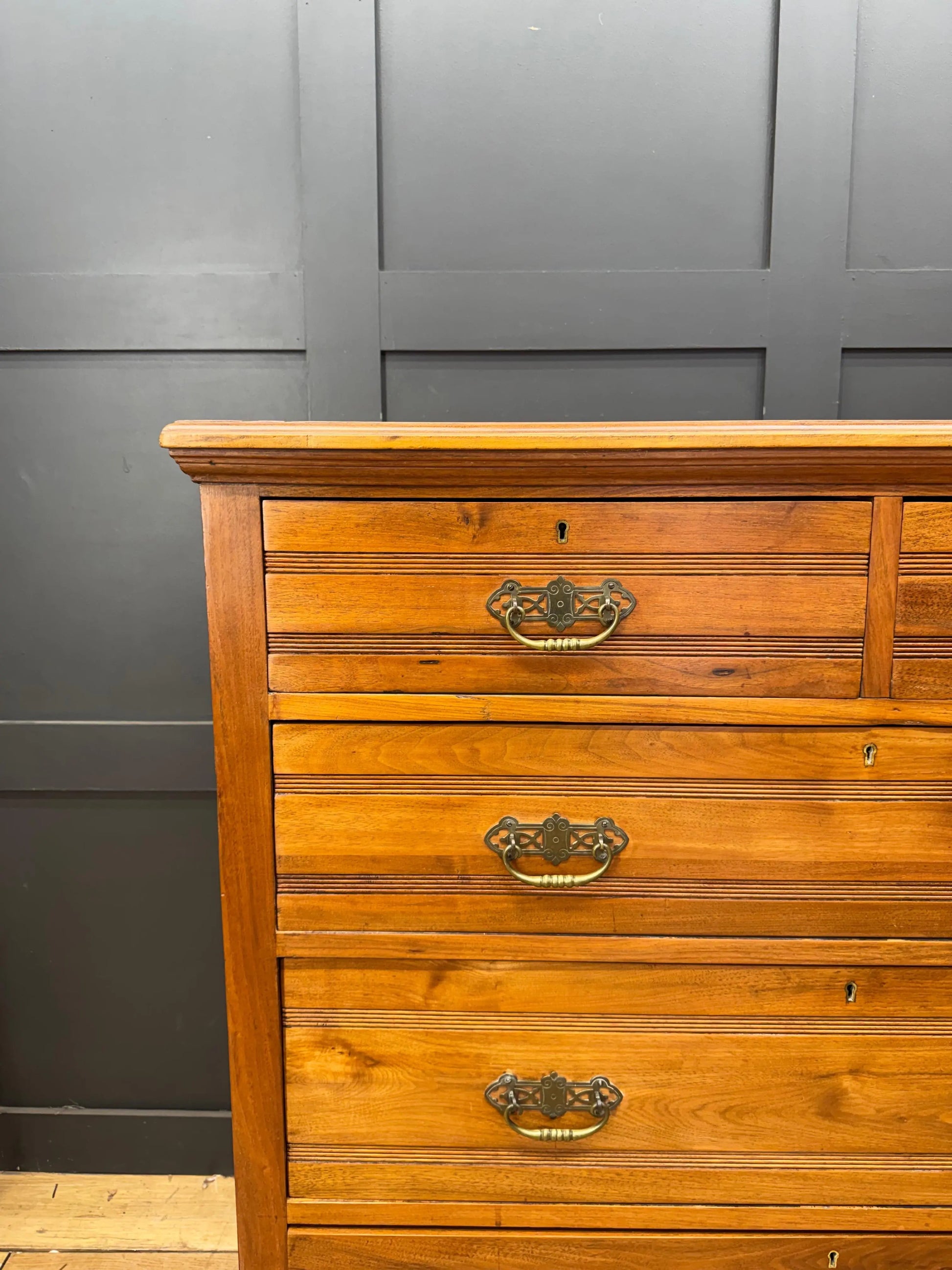 Antique Solid Walnut Chest of Drawers Bedroom Storage Furniture RUSTIC WAREHOUSE NORFOLK