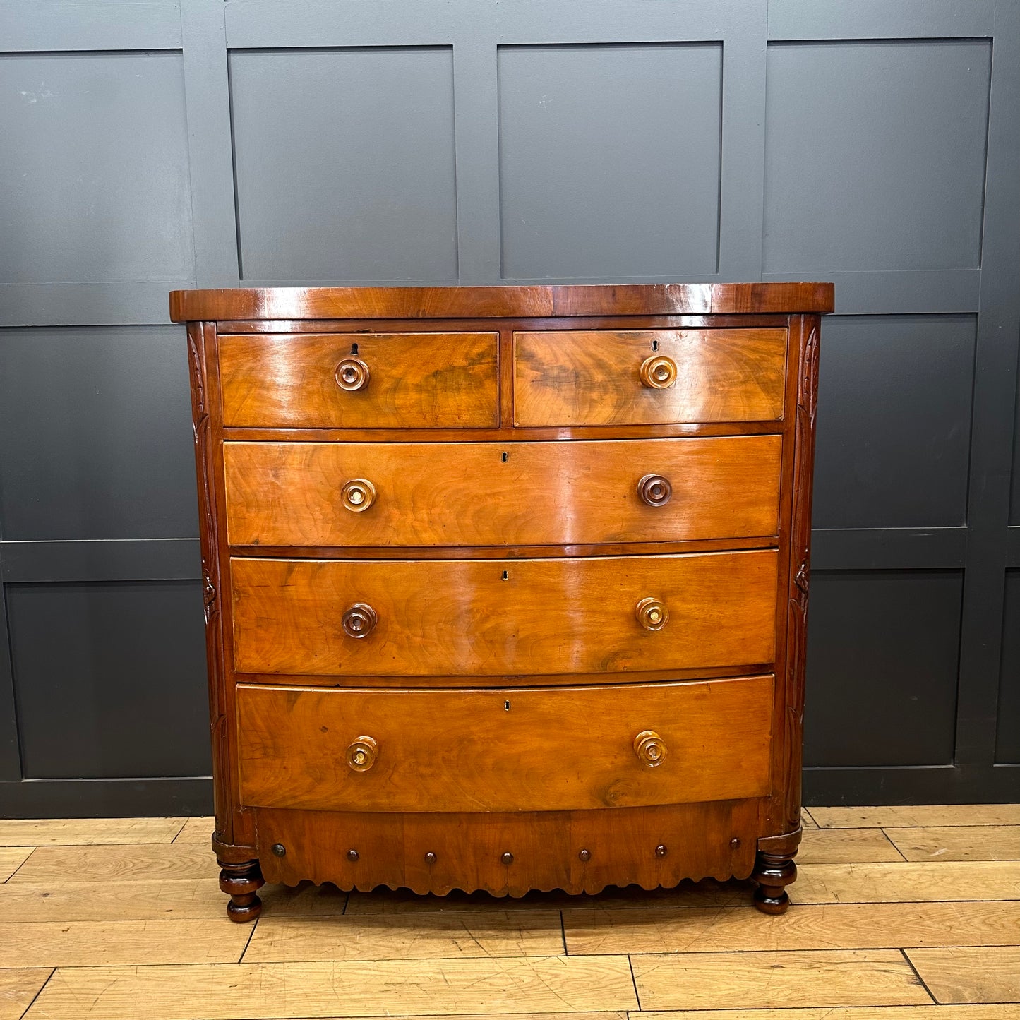 Antique Large Victorian Chest Of Drawers / Bedroom storage / Mahogany Drawers