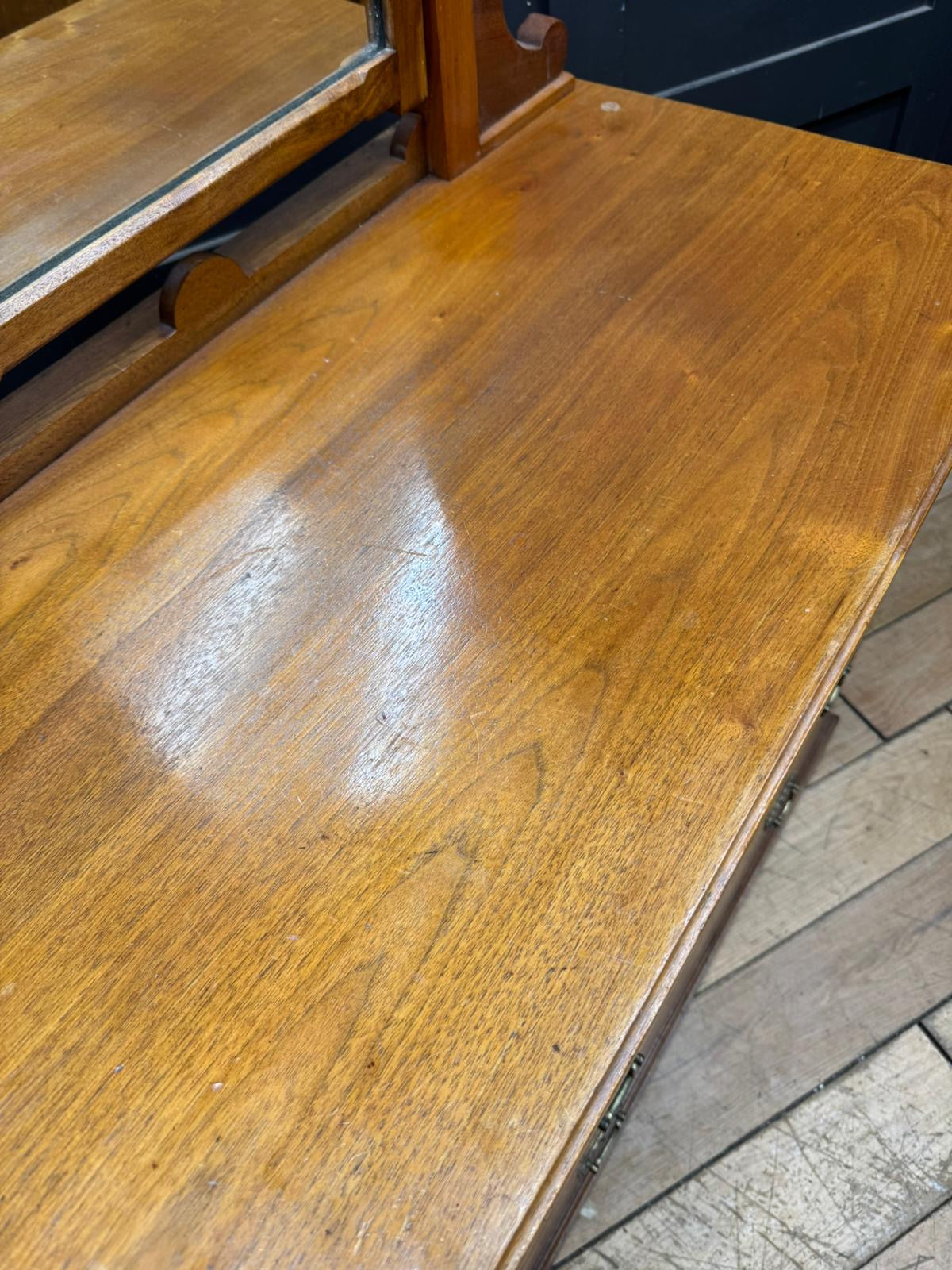 Antique Walnut Chest of Drawers by Maple & Co \ Edwardian Dressing Table