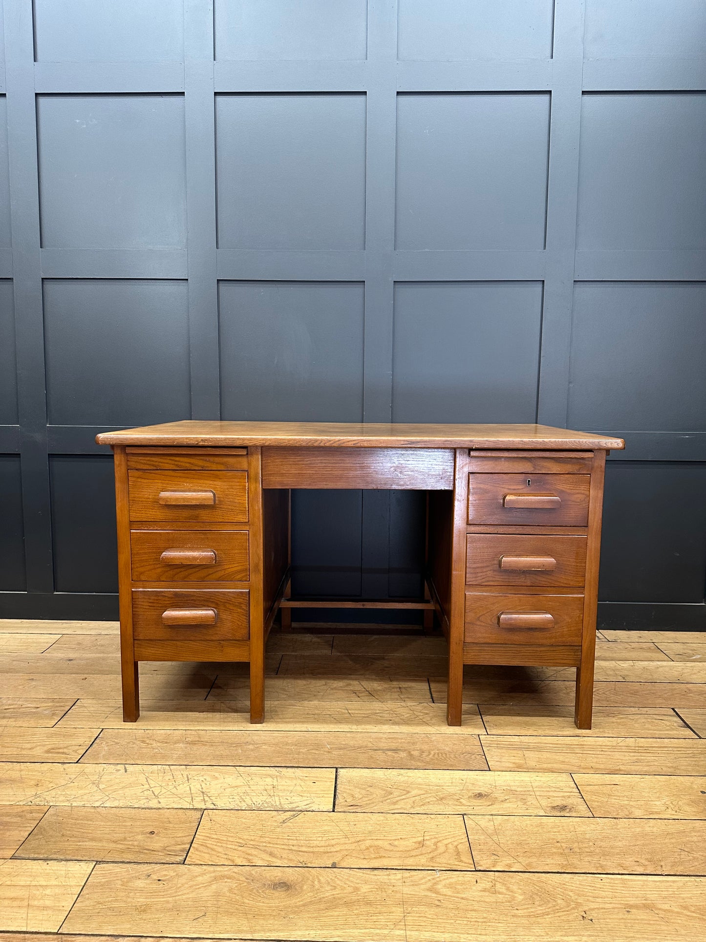Vintage Oak Desk /  Office Desk / Vintage Writing Desk / Office Furniture
