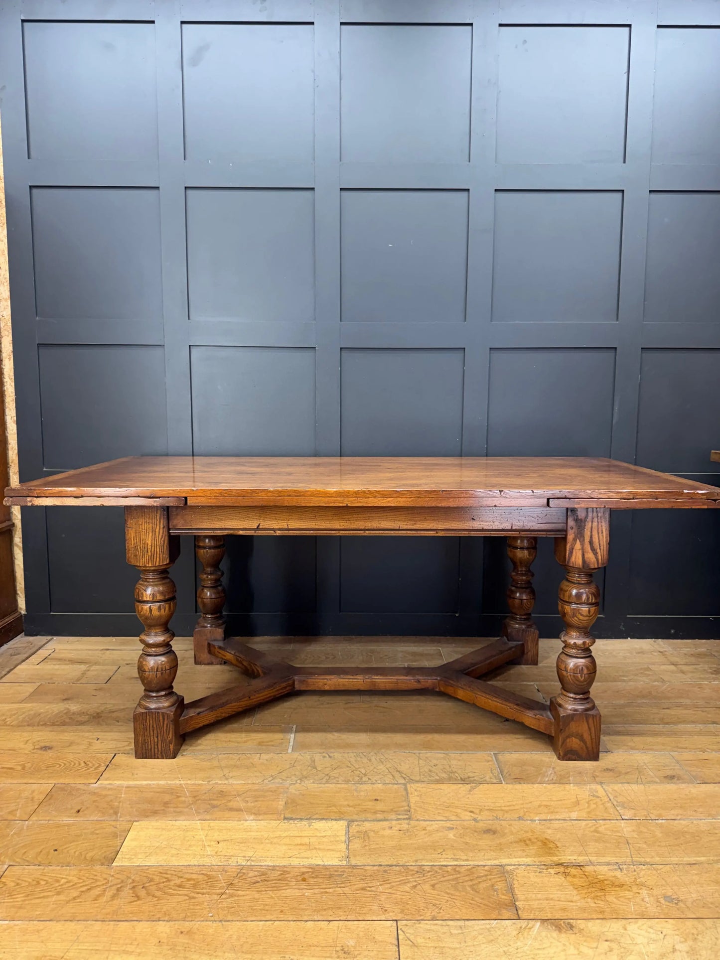 Large Vintage Oak Extending Refectory Dining Kitchen Table with Draw Leaf 275cm