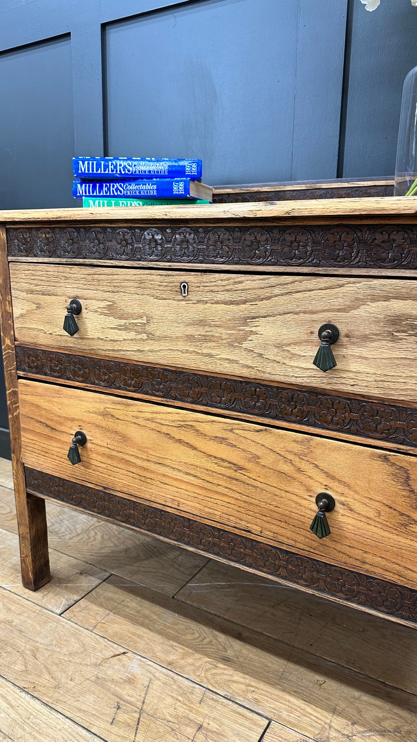 Antique Oak Chest Of Drawers / Bedroom Dresser  / Rustic Oak Drawers/Sink Stand