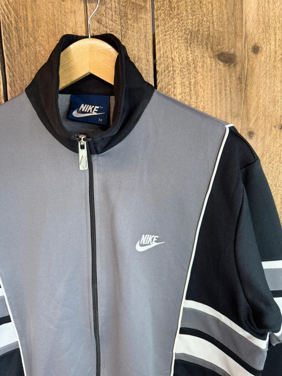 1980s Vintage Nike Men’s Tracksuit Top Medium