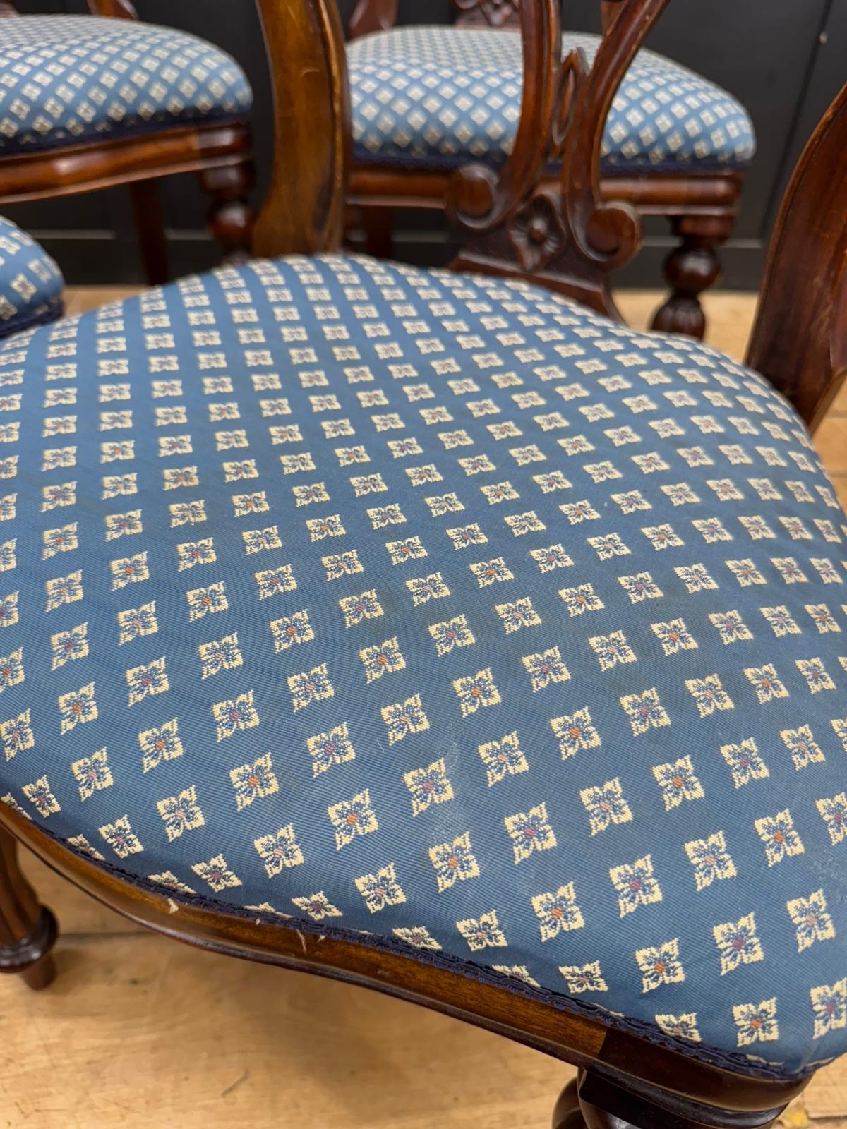 Vintage Balloon-Back Dining Chairs – Carved Backs & Upholstered Seats (4)