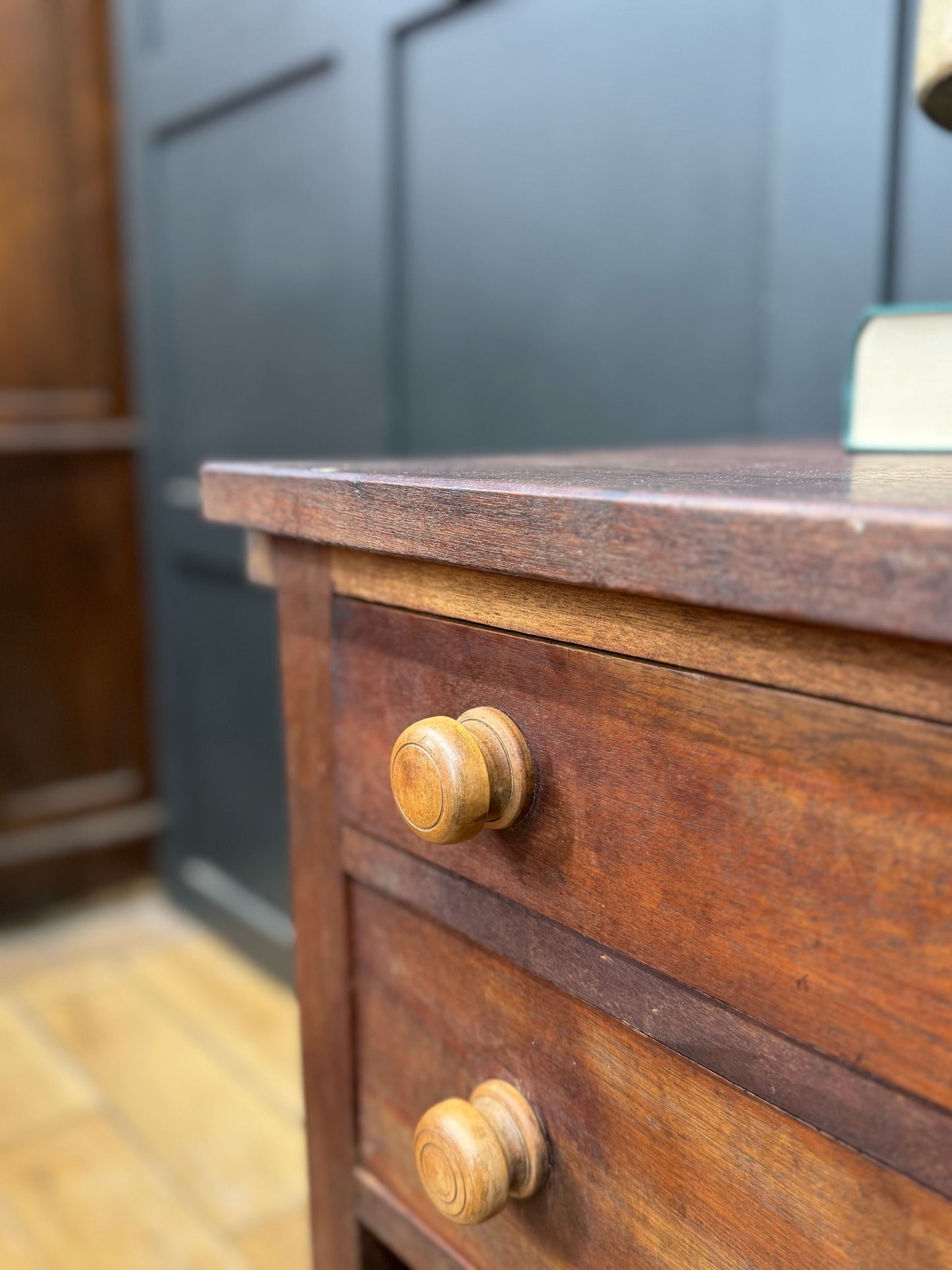 Antique Mahogany Side Table Drawers/ Kitchen Island Butchers Block / Book Press