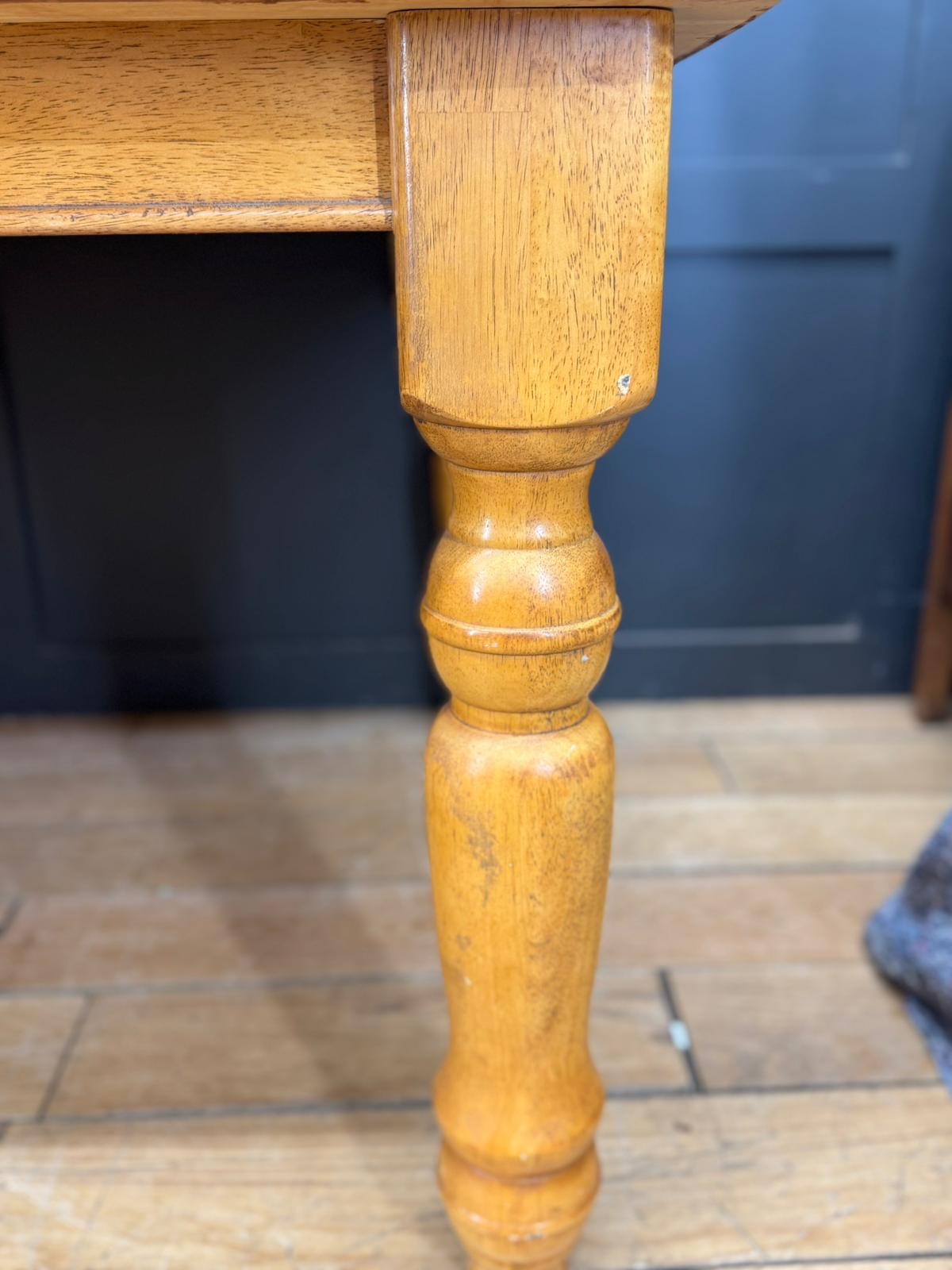 Large Beech Farmhouse Dining Table with Turned Legs – 6 to 10 Seater