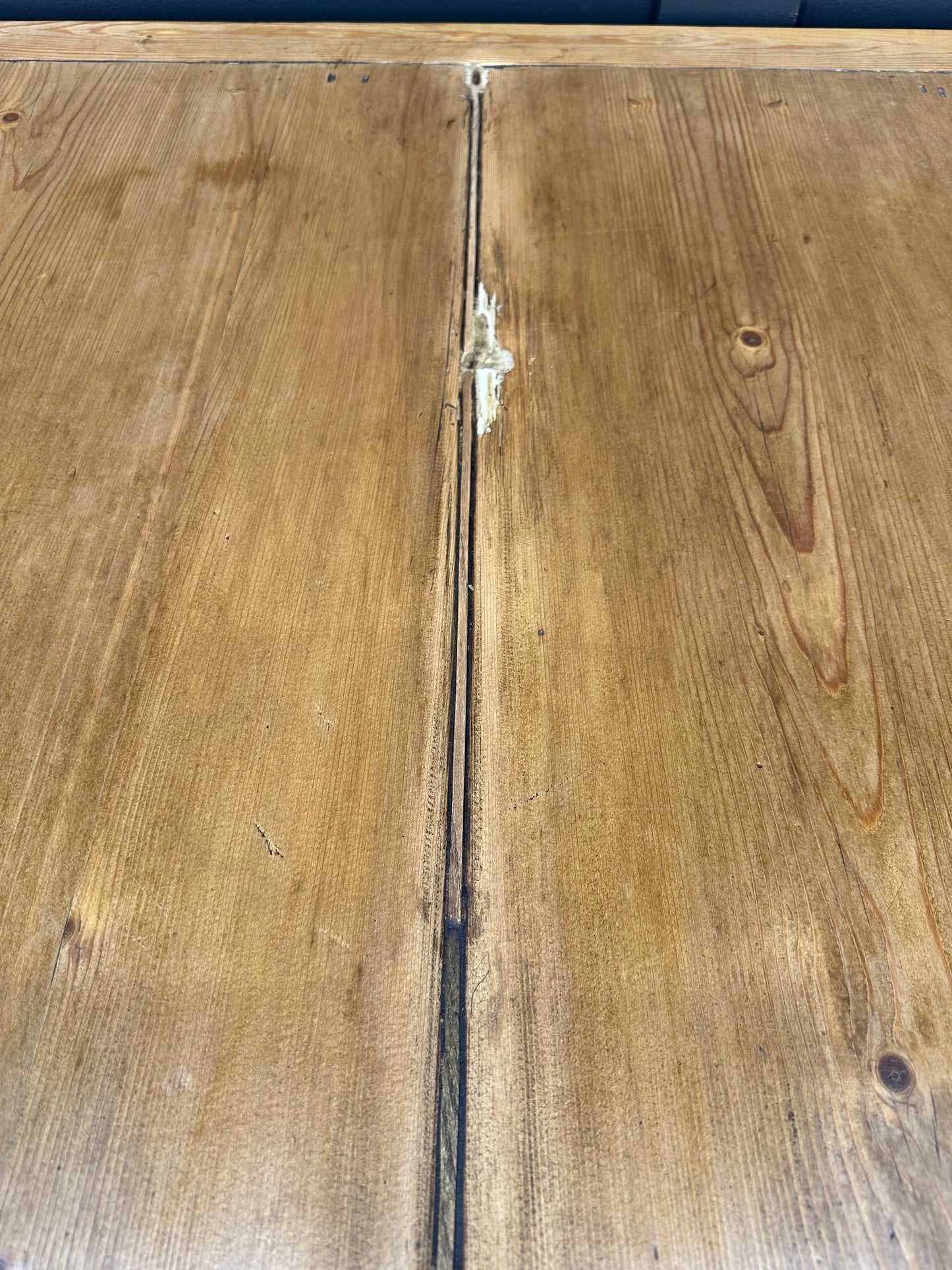 Antique Pine Dining Table  / Kitchen Table / Rustic Farmhouse / Drapers Table