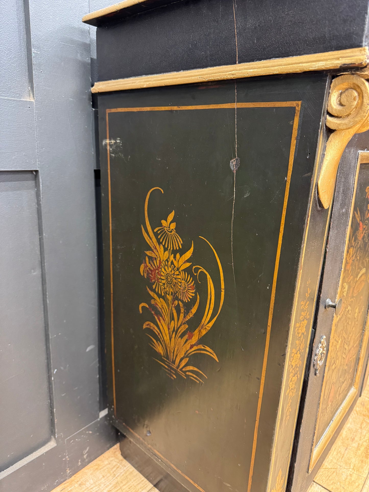 Antique Black Chinoiserie Cabinet Bedside Cupboard Oriental Painted Side Table