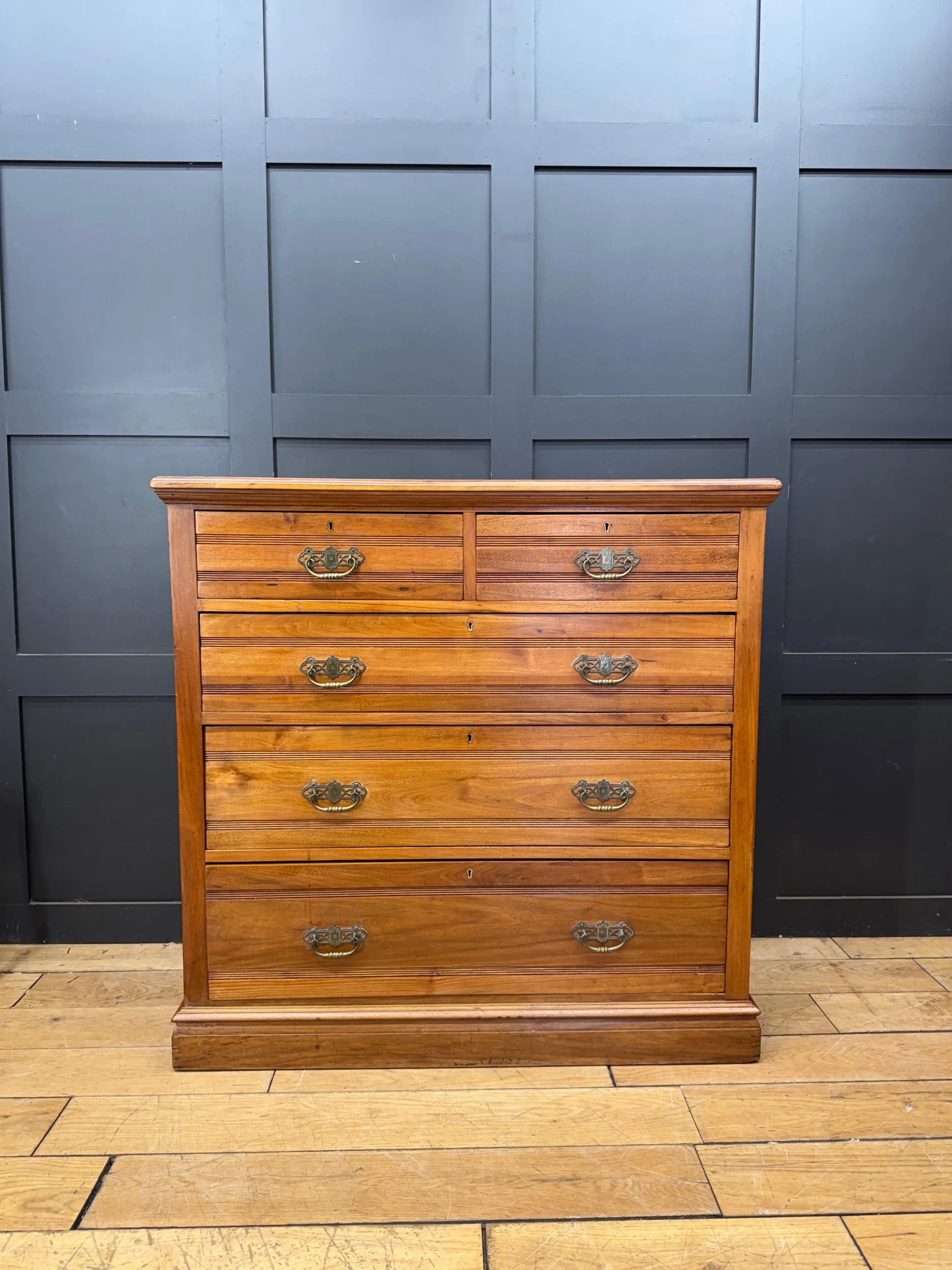 Antique Solid Walnut Chest of Drawers Bedroom Storage Furniture RUSTIC WAREHOUSE NORFOLK