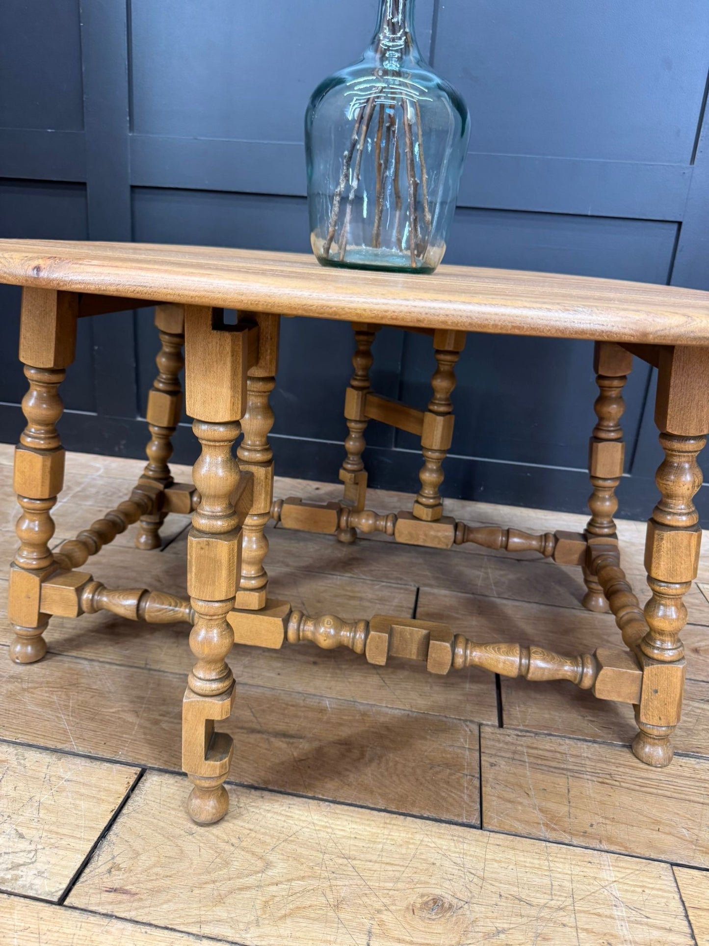 Vintage Ercol Model 506 Drop-Leaf Coffee Table in Light Elm – Tall Windsor Style