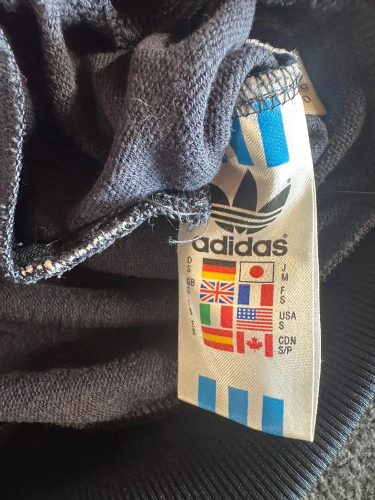 Adidas Special Edition Men’s Commodore Tracksuit Top Small adidas