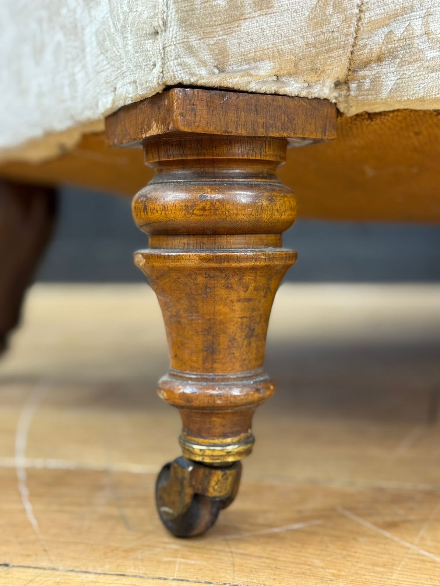 Late Victorian Walnut Button Back Sofa – Scroll Arm Upholstered Settee