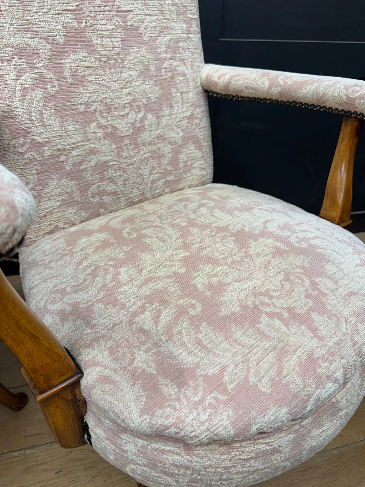Pair Antique Pink Upholstered Bedroom Armchairs Chairs Mahogany Salon Seats