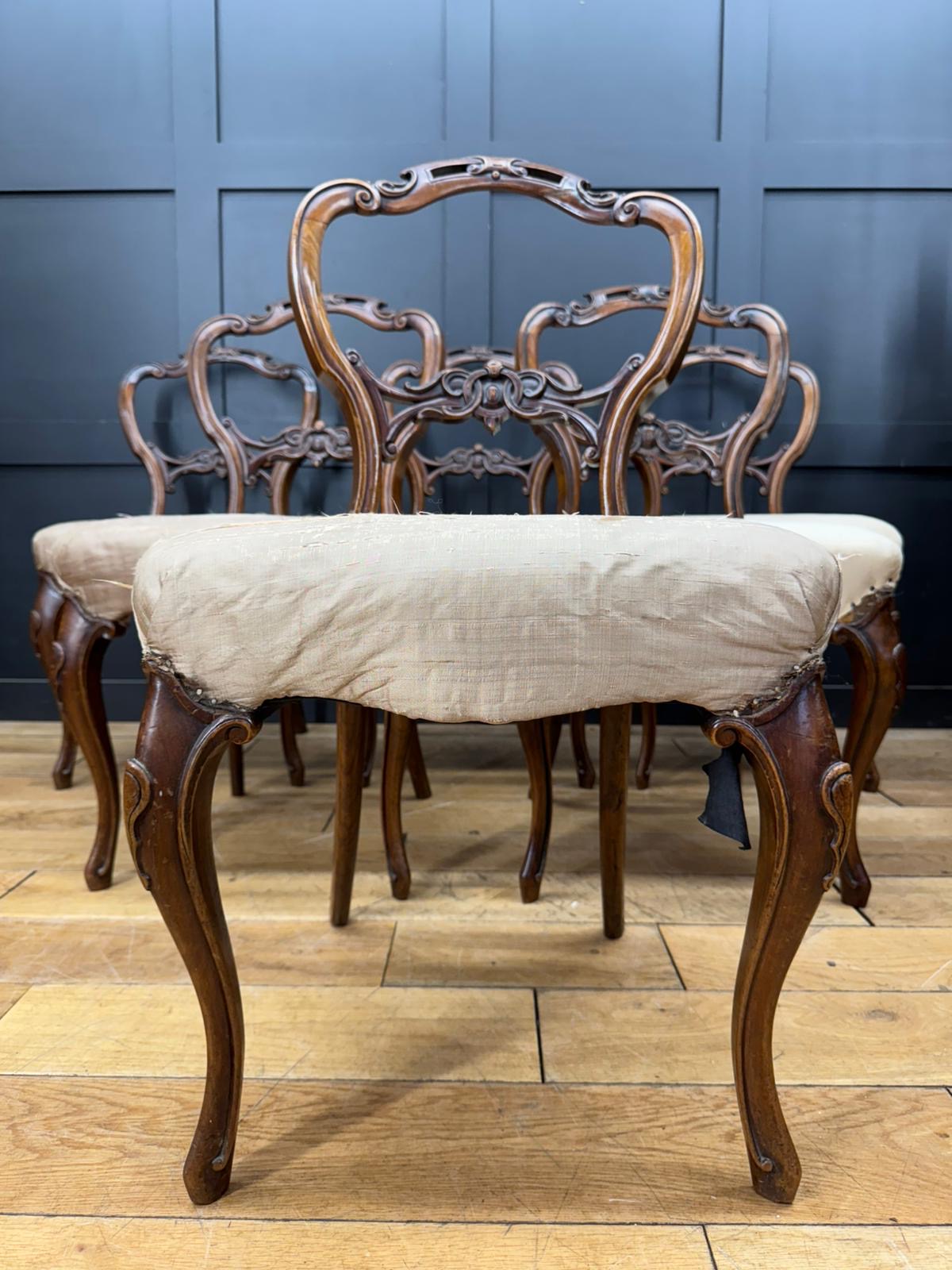 Antique Victorian Balloon Back Dining Chairs – Set of 6 – Carved Walnut