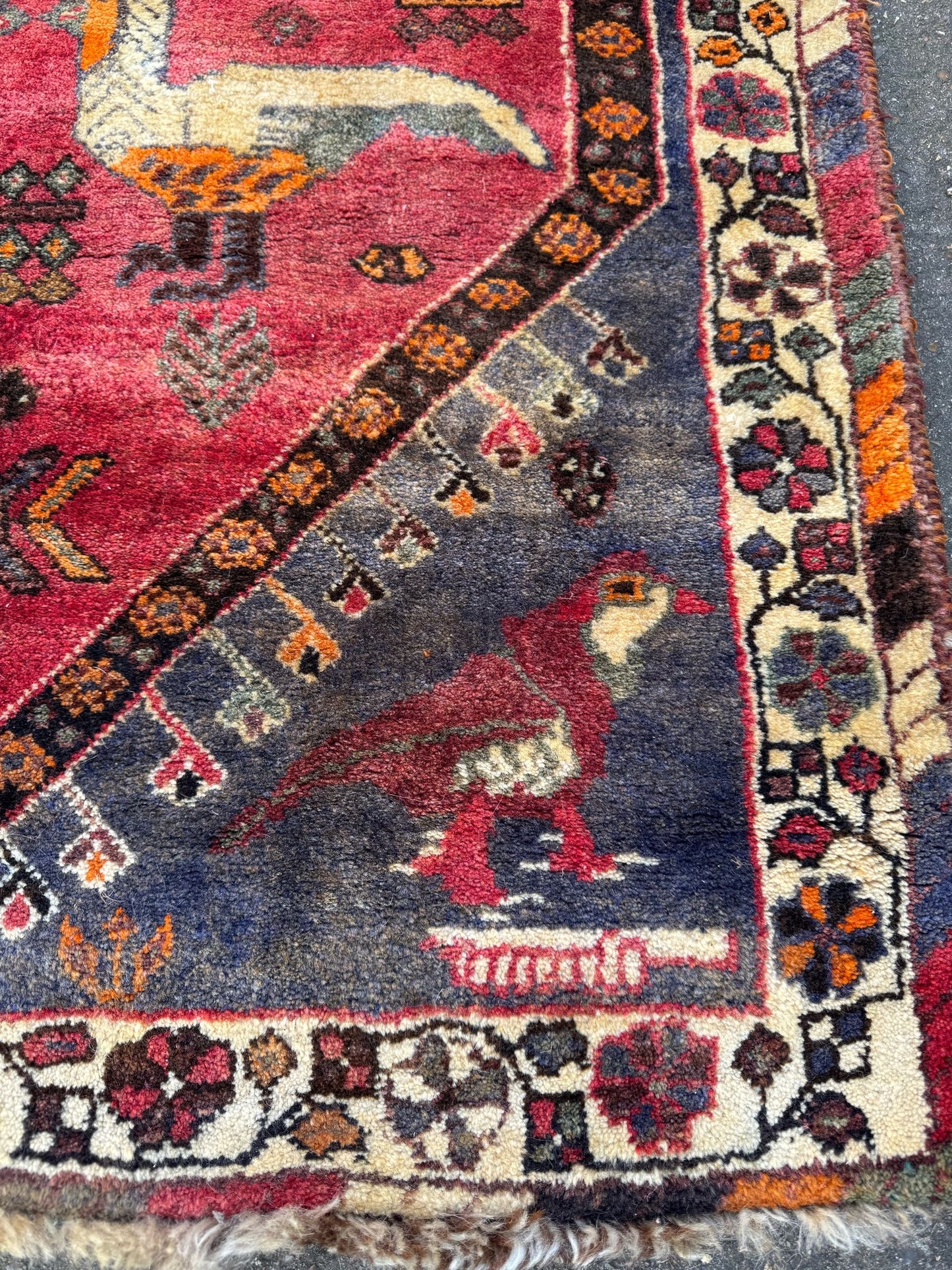 Vintage Handmade Wool Rug / Qashqai Gabbeh / Handmade 172cm x 133cm