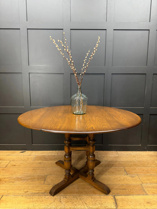 Ercol Chichester 945 Solid Elm Drop Leaf Extending Kitchen Dining Table