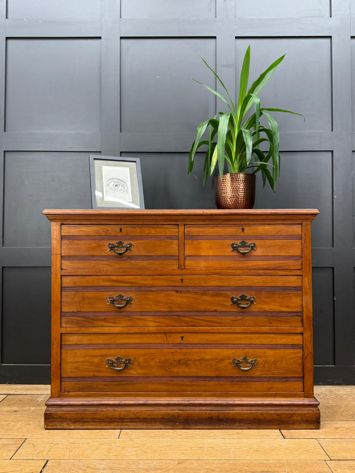 Edwardian Walnut Chest of Drawers | Antique Bedroom Storage