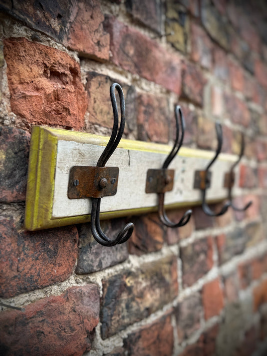 Reclaimed Wooden Coat Hooks / Vintage Rustic Coat Pegs / 4 Hook Coat Hat Rack