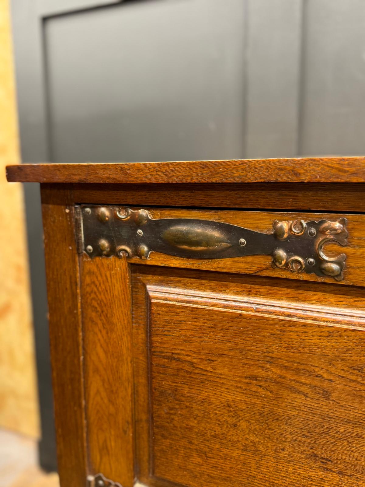 Arts & Crafts Oak Sideboard Dresser Base with Drawers and Cupboard