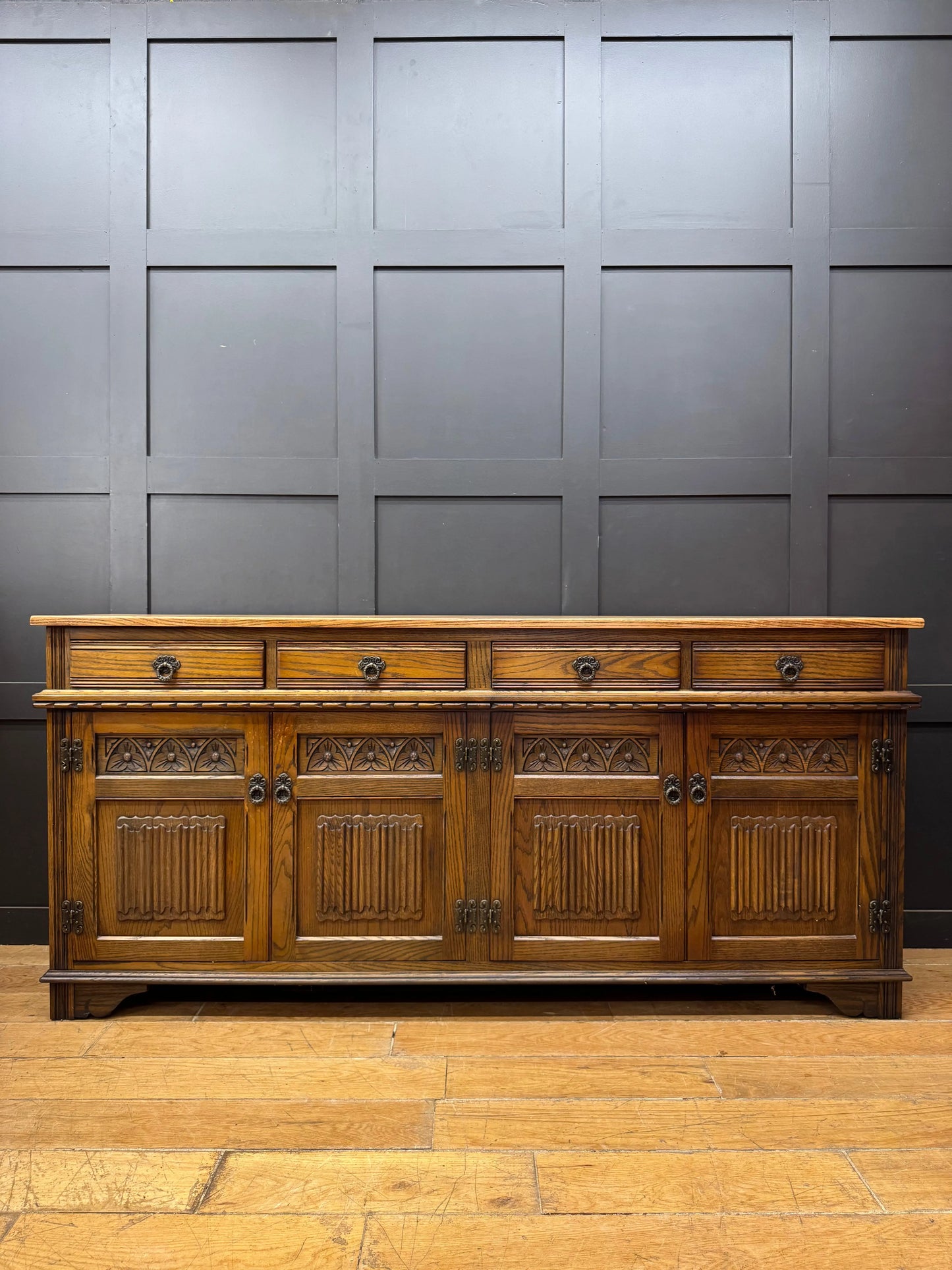 Old Charm Oak Sideboard Large Vintage Carved Cupboard Dresser Cabinet TV Stand