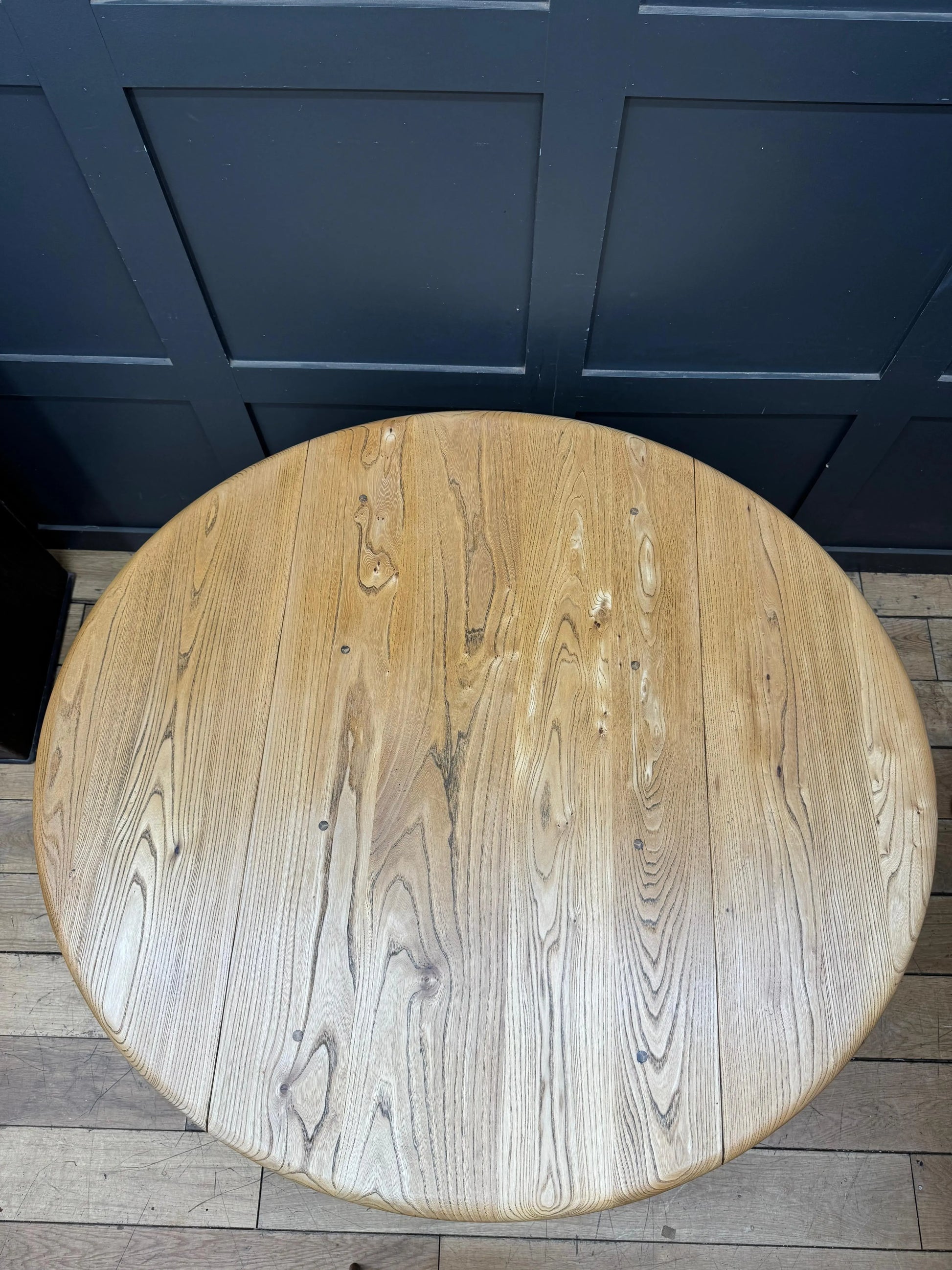 Ercol Elm Drop Leaf Dining Table  / Vintage Retro Extending Round Kitchen Table RUSTIC WAREHOUSE NORFOLK