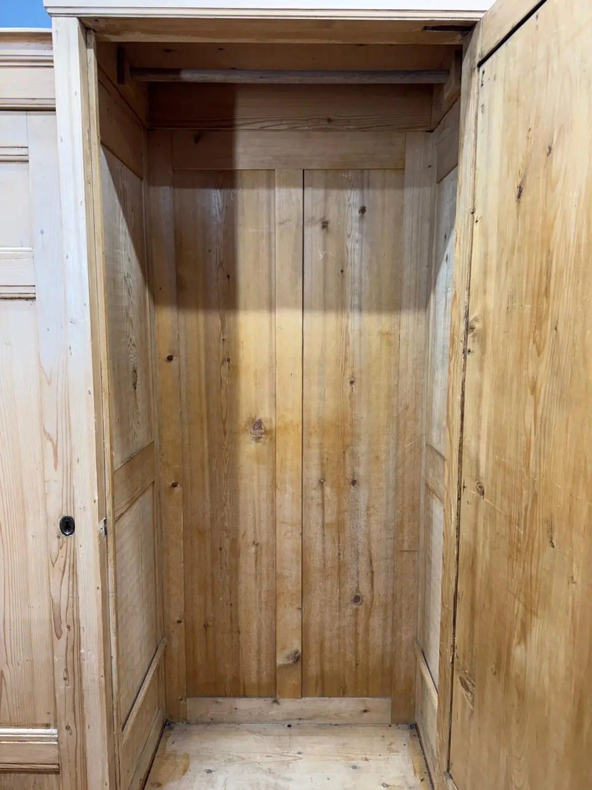 Victorian Pine Triple Wardrobe / Knock-Down Linen Press Style RUSTIC WAREHOUSE NORFOLK
