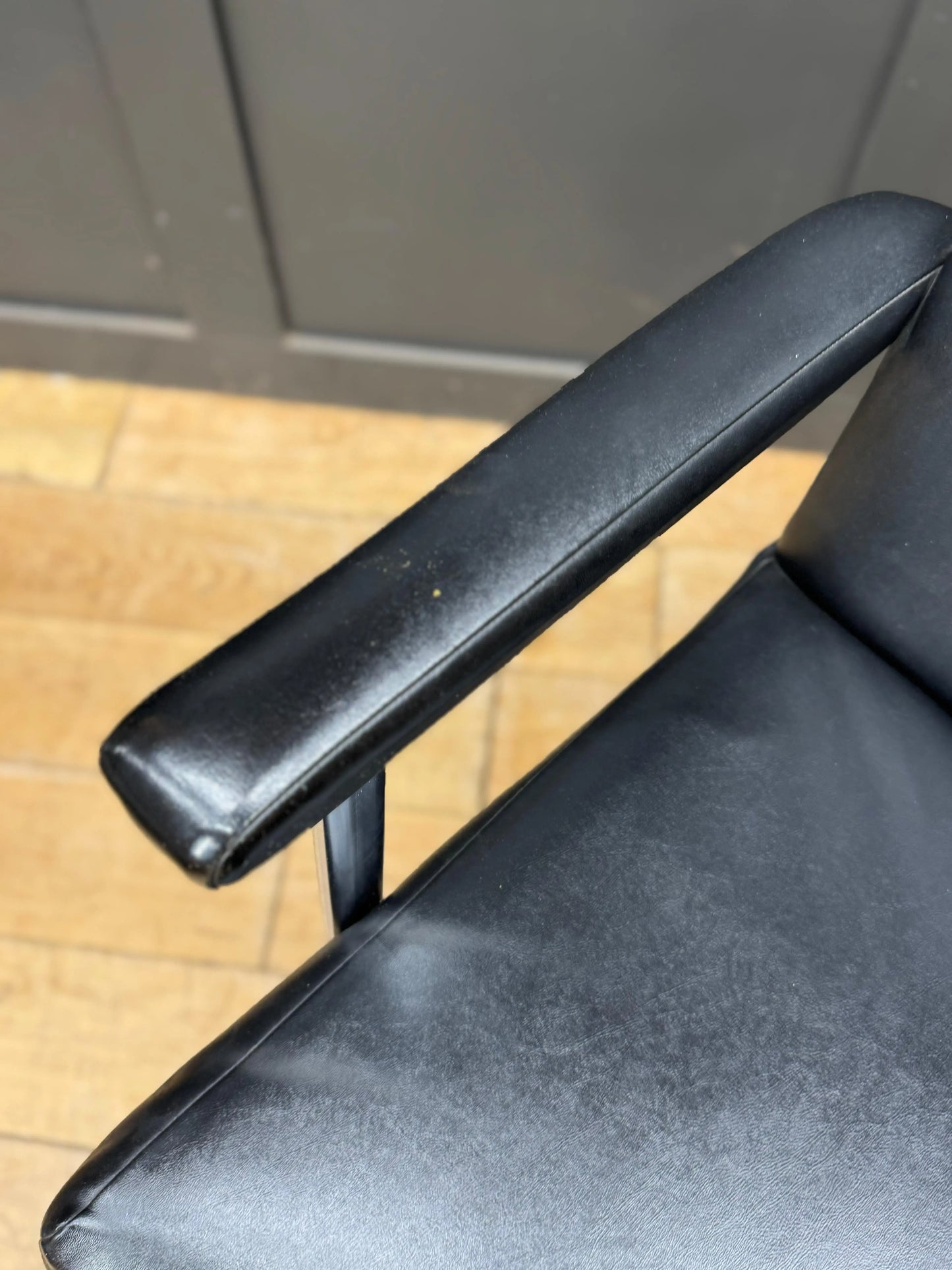 Vintage Black Swivel Desk Office Chair Mid Century Industrial Armchair RUSTIC WAREHOUSE NORFOLK