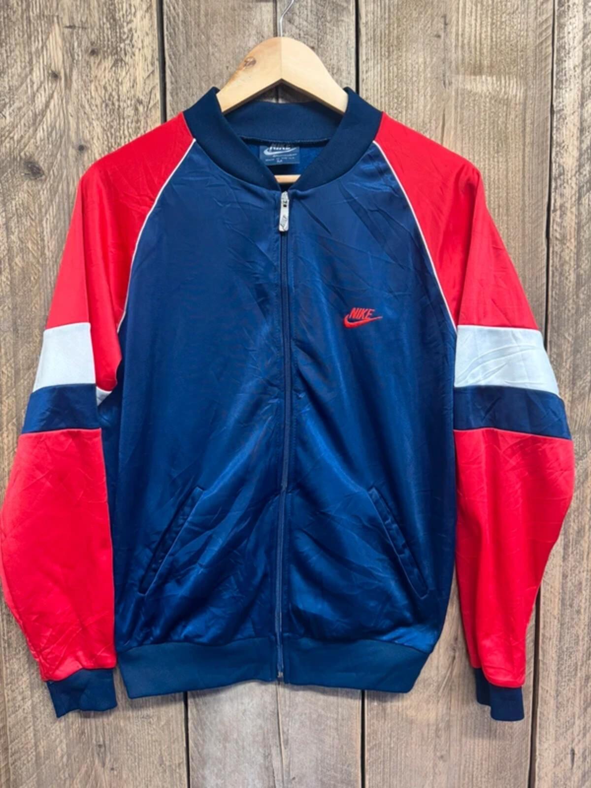 Original 1980s Men's Nike Tracksuit Top Medium. Rare made in the U.K. #334