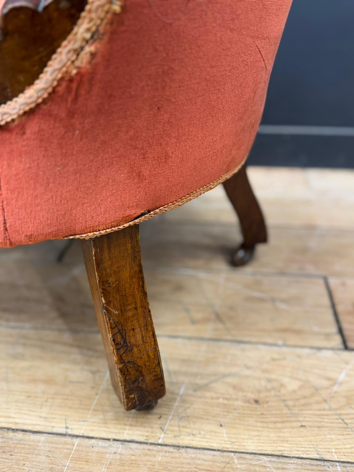 Victorian Walnut Spoon Nursing Chair in Orange Upholstery / Bedroom Chair