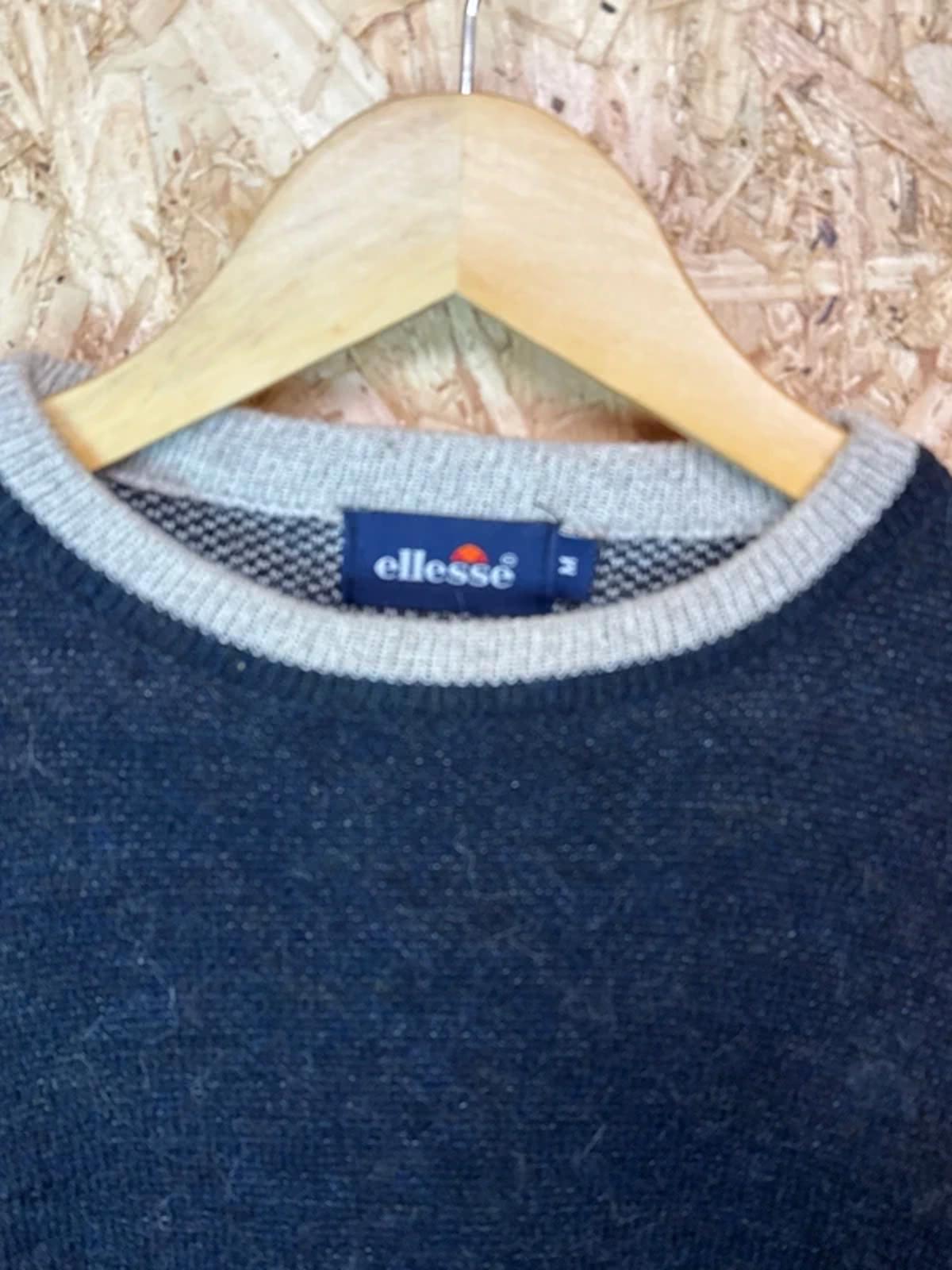 Vintage original 1990’s Ellesse Spell Out jumper sweatshirt unisex Medium #189