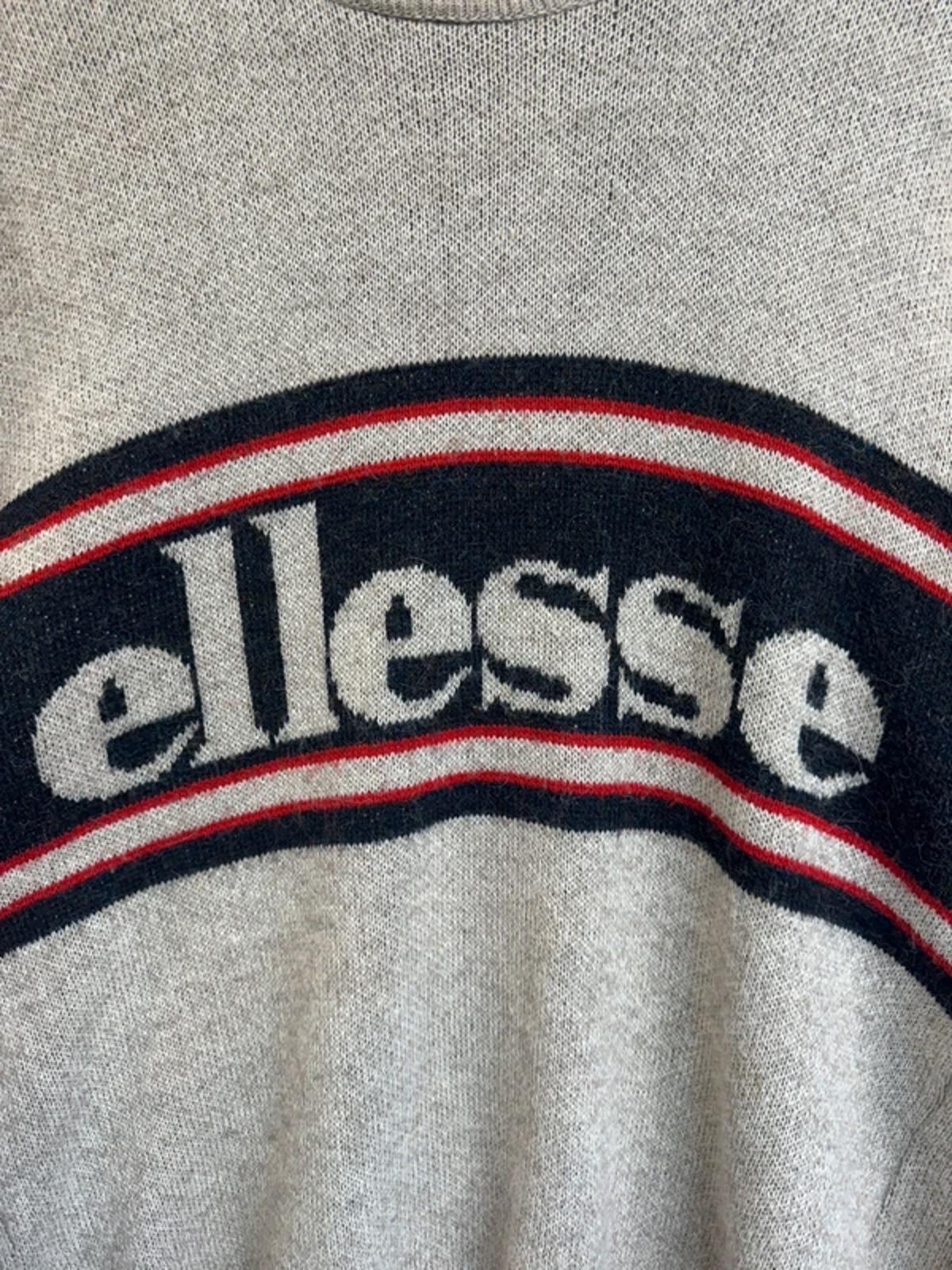 Original 1990s vintage Ellesse spell out jumper sweater medium