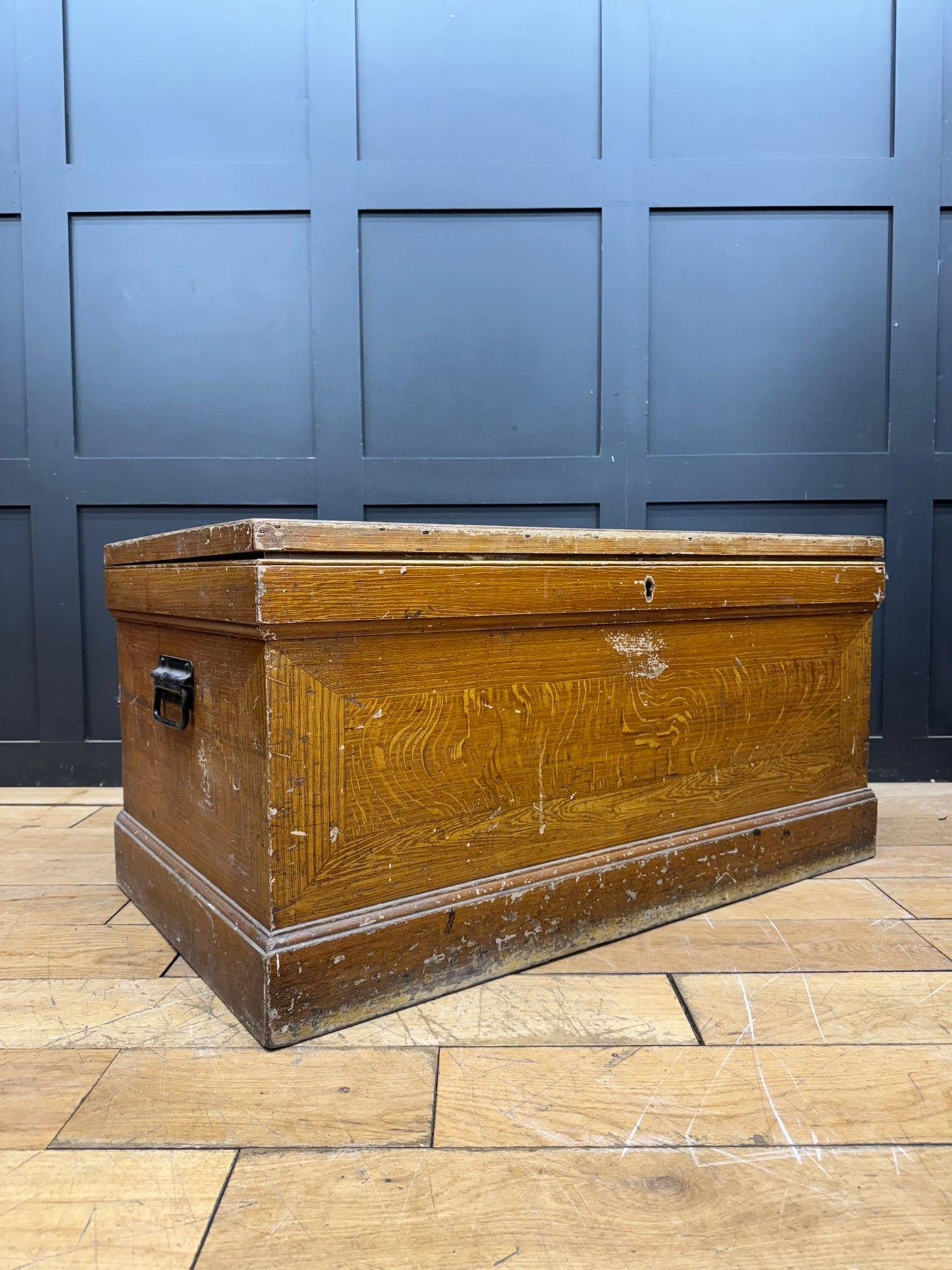 Antique Scumbled Pine Blanket Box / Storage Chest Coffee Table