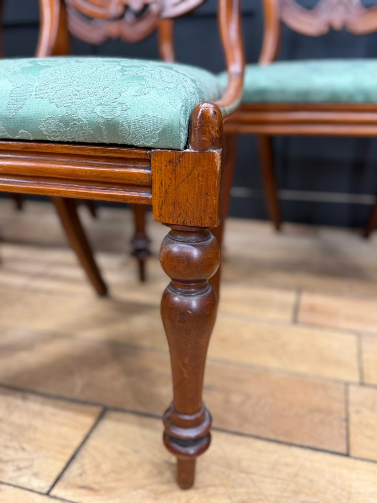 Set of 6 Mid-Victorian Mahogany Balloon Back Dining Chairs – Drop-In Seats