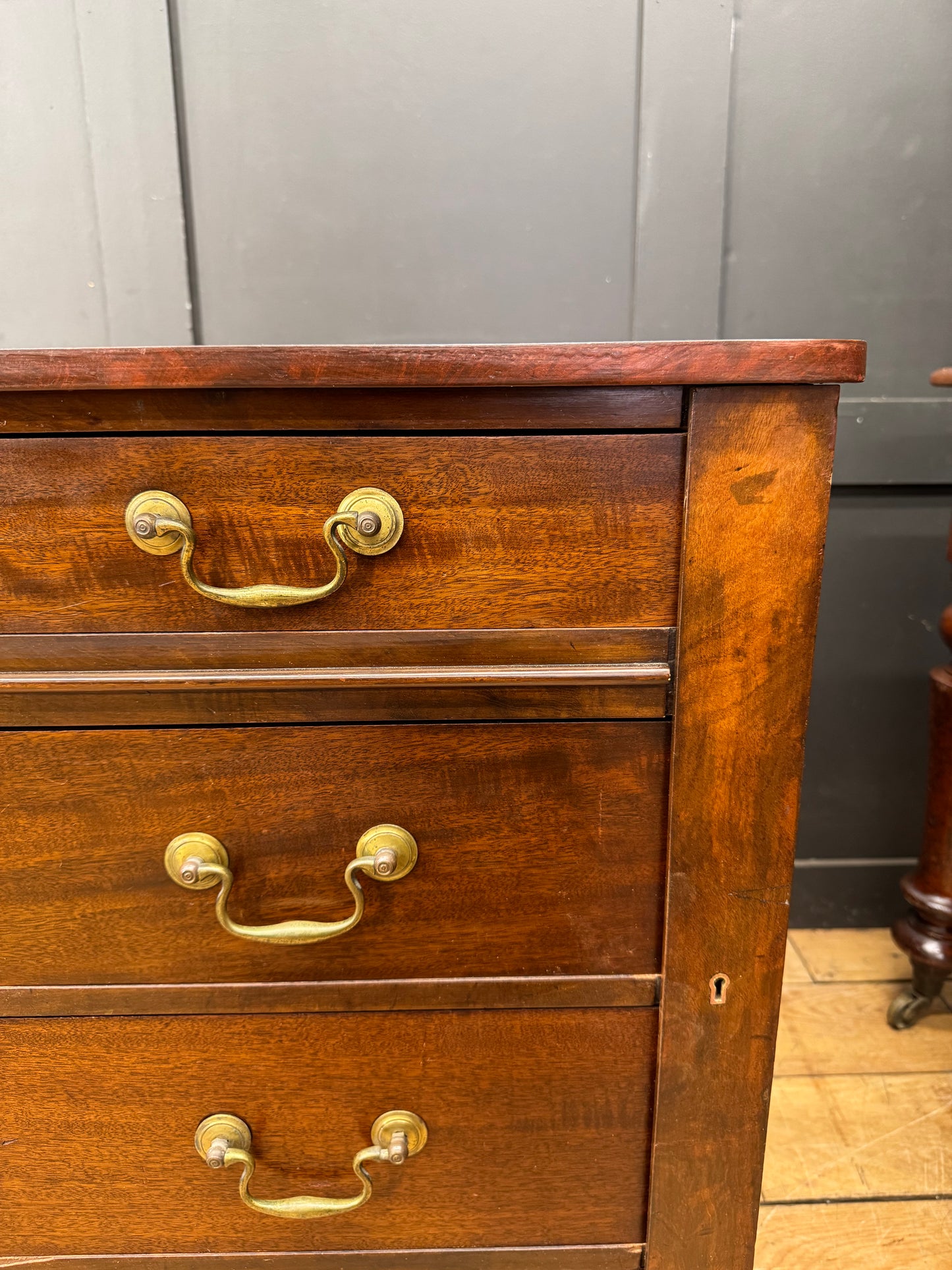 Antique Mahogany Twin Pedestal Desk Kneehole Writing Office Desk Computer Desk