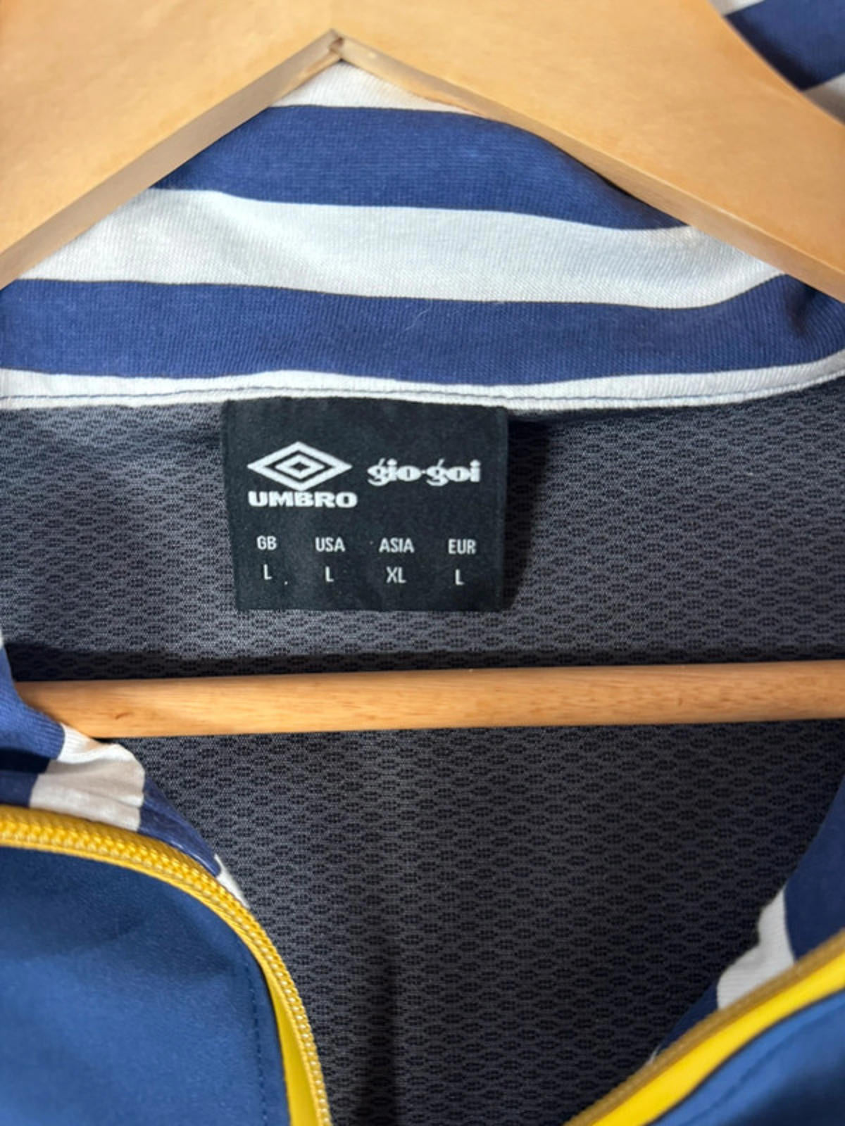 Umbro and Gio-Goi Collaboration jacket Mens Large