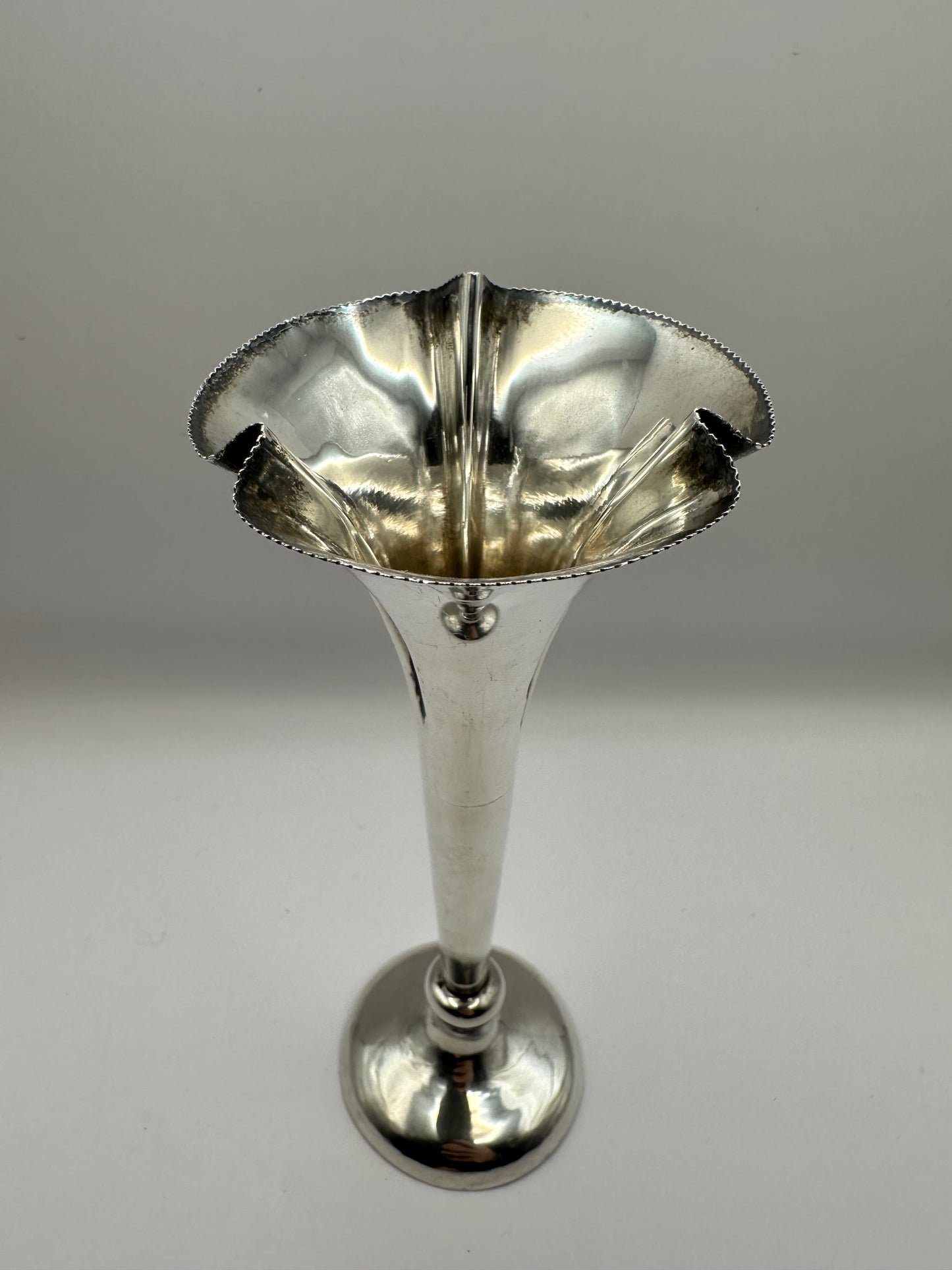 Antique Silver Bud Vase / Chester 1909 / Antique Collectibles