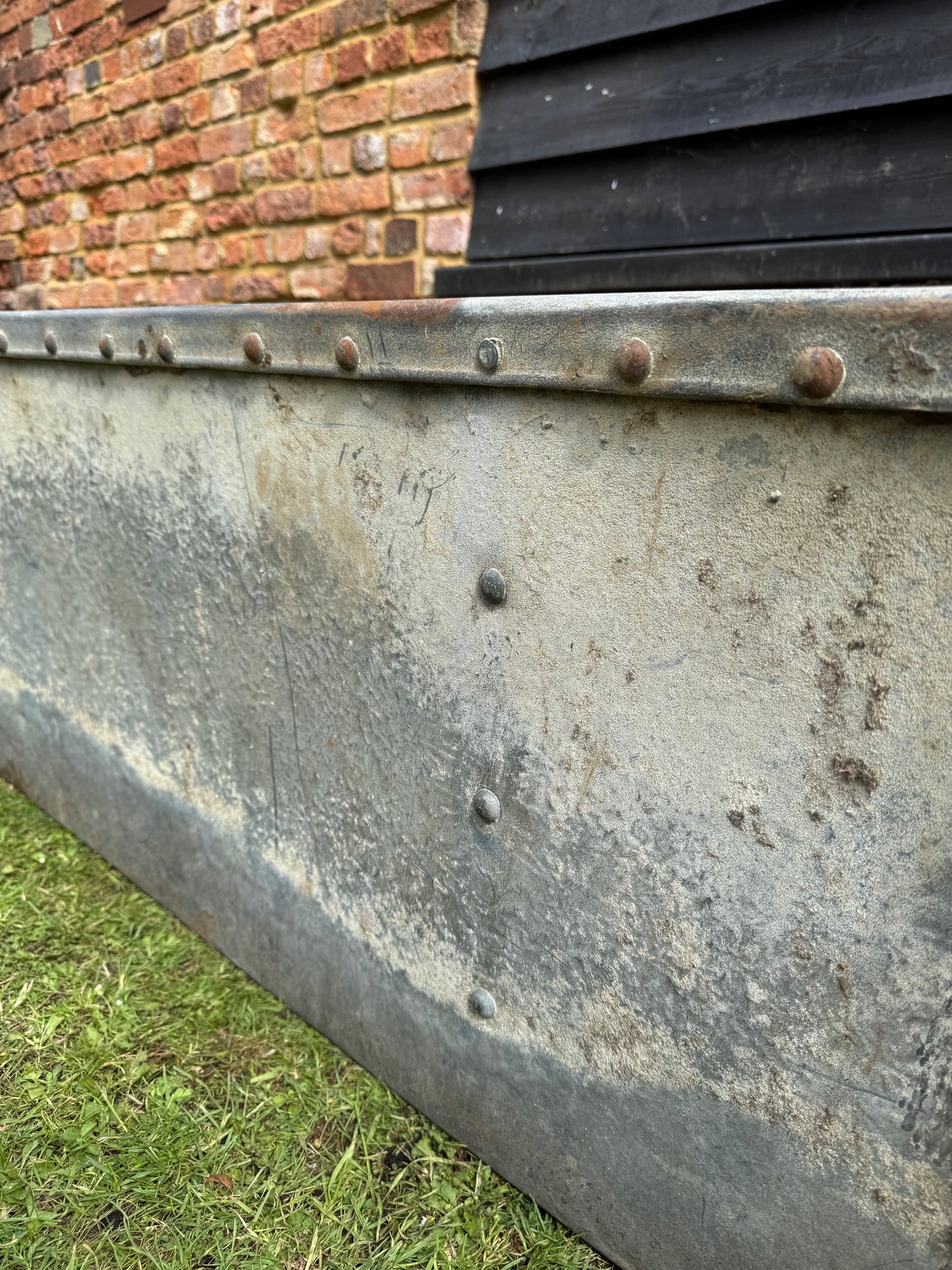 Pair Antique Riveted Galvanised Garden Planters Troughs Water Tanks Pots T3