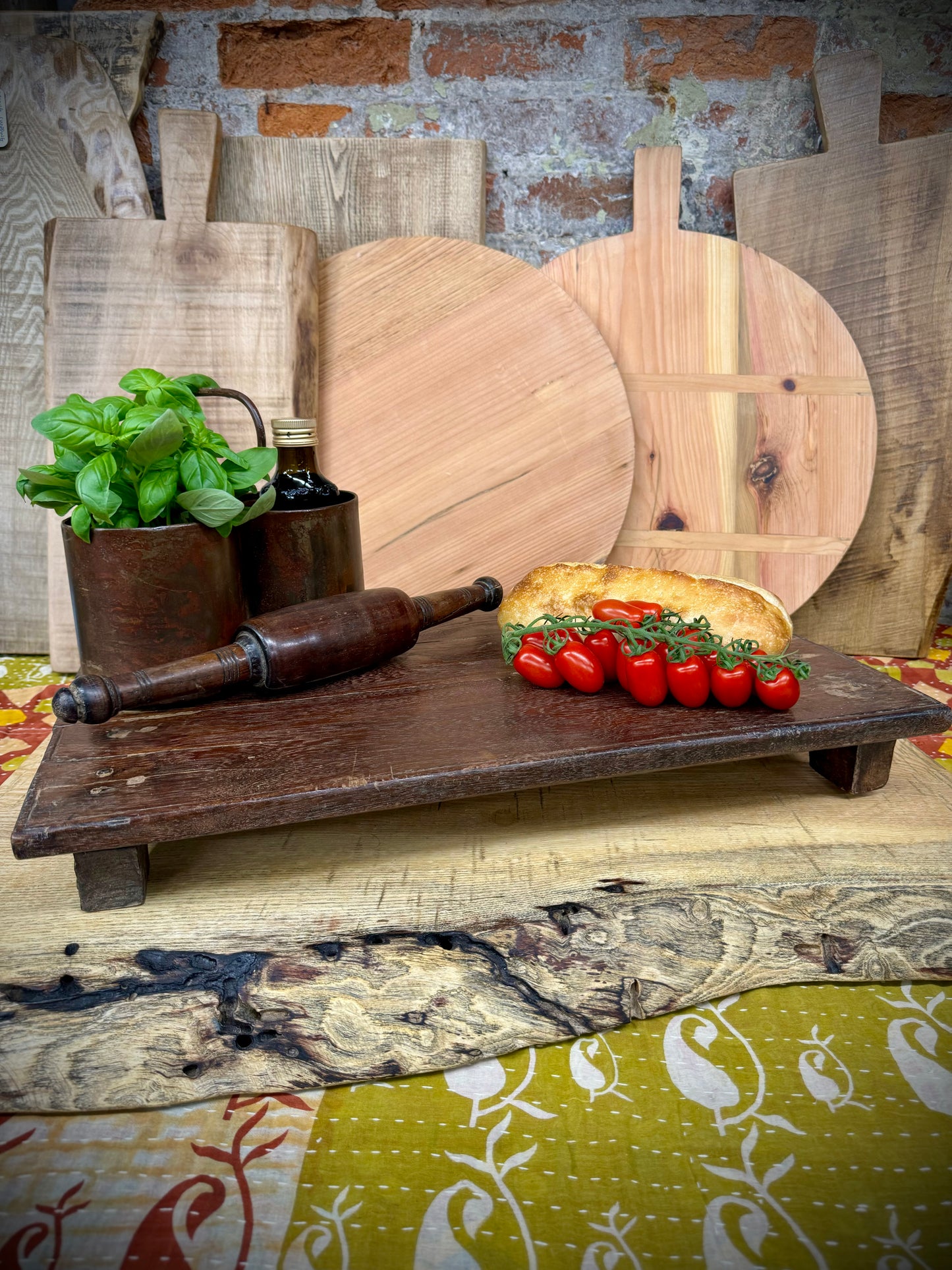Wooden Pata Board Platter / Fruit Bread Antipasti Pizza Board Tray  / Display  E