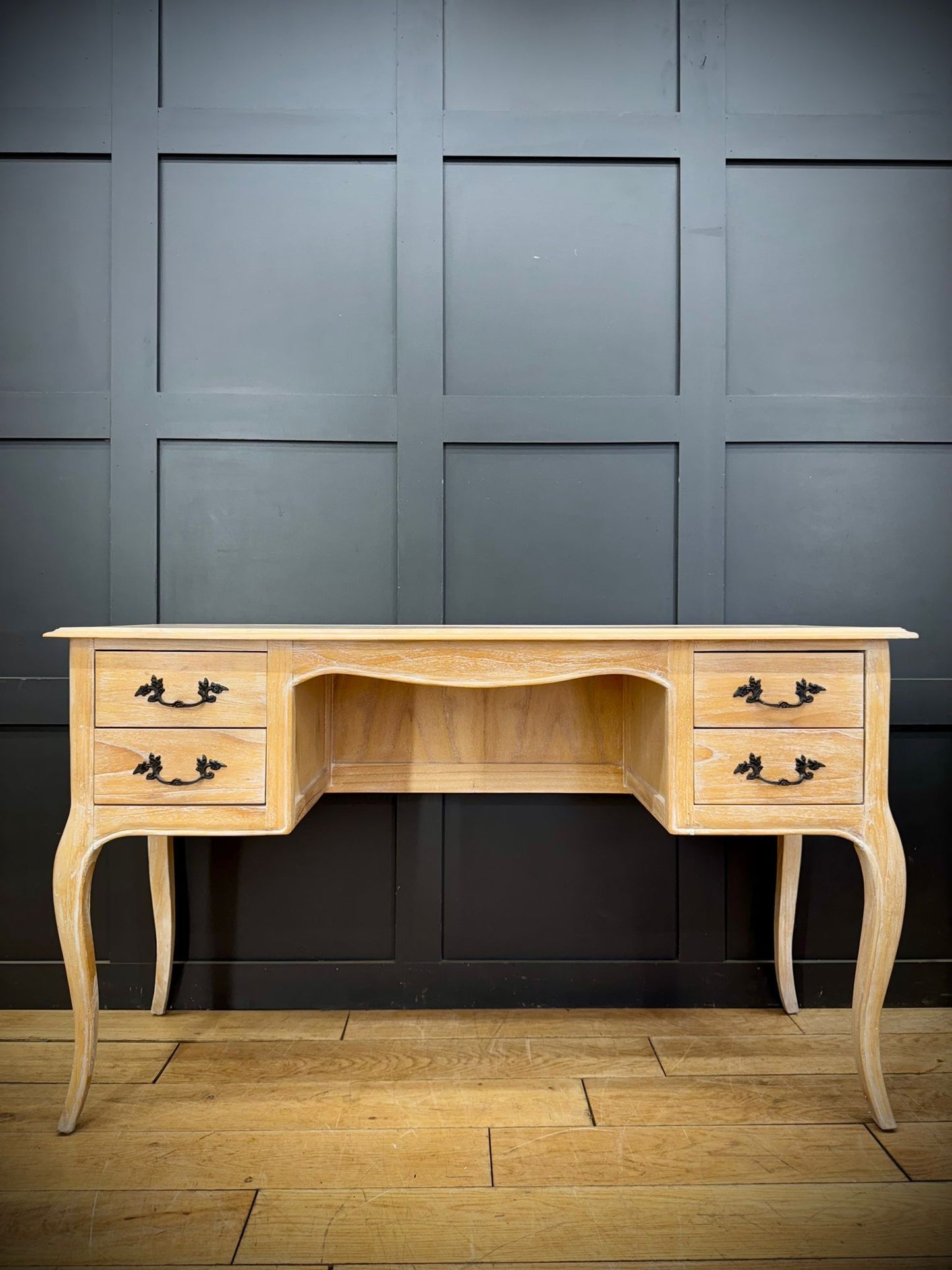 Limed Hardwood Dressing Table Desk – Side Table Console Preloved