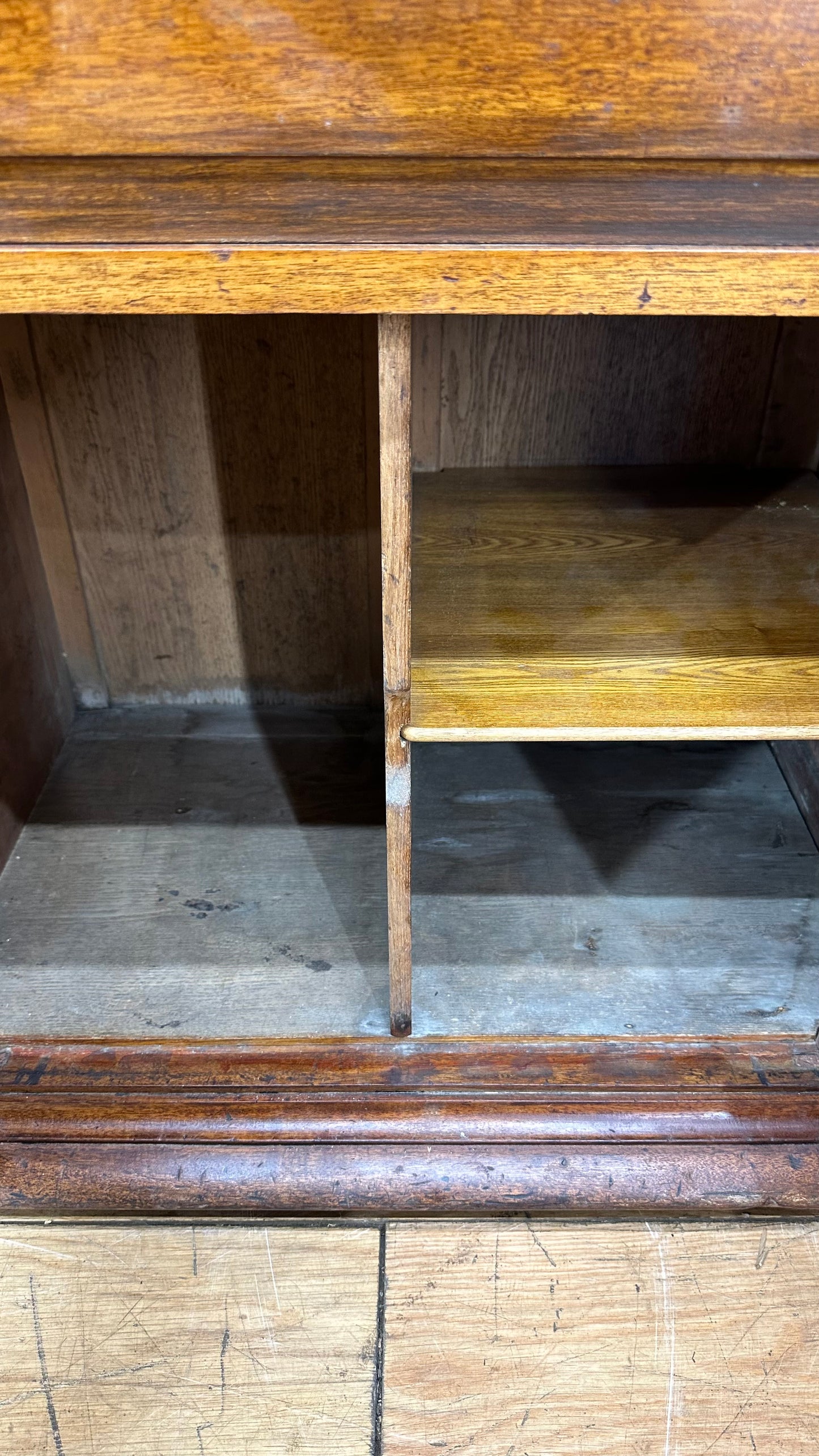 Antique Mahogany Sideboard / Drawer Cabinet / Buffet Server  / Drinks Cabinet