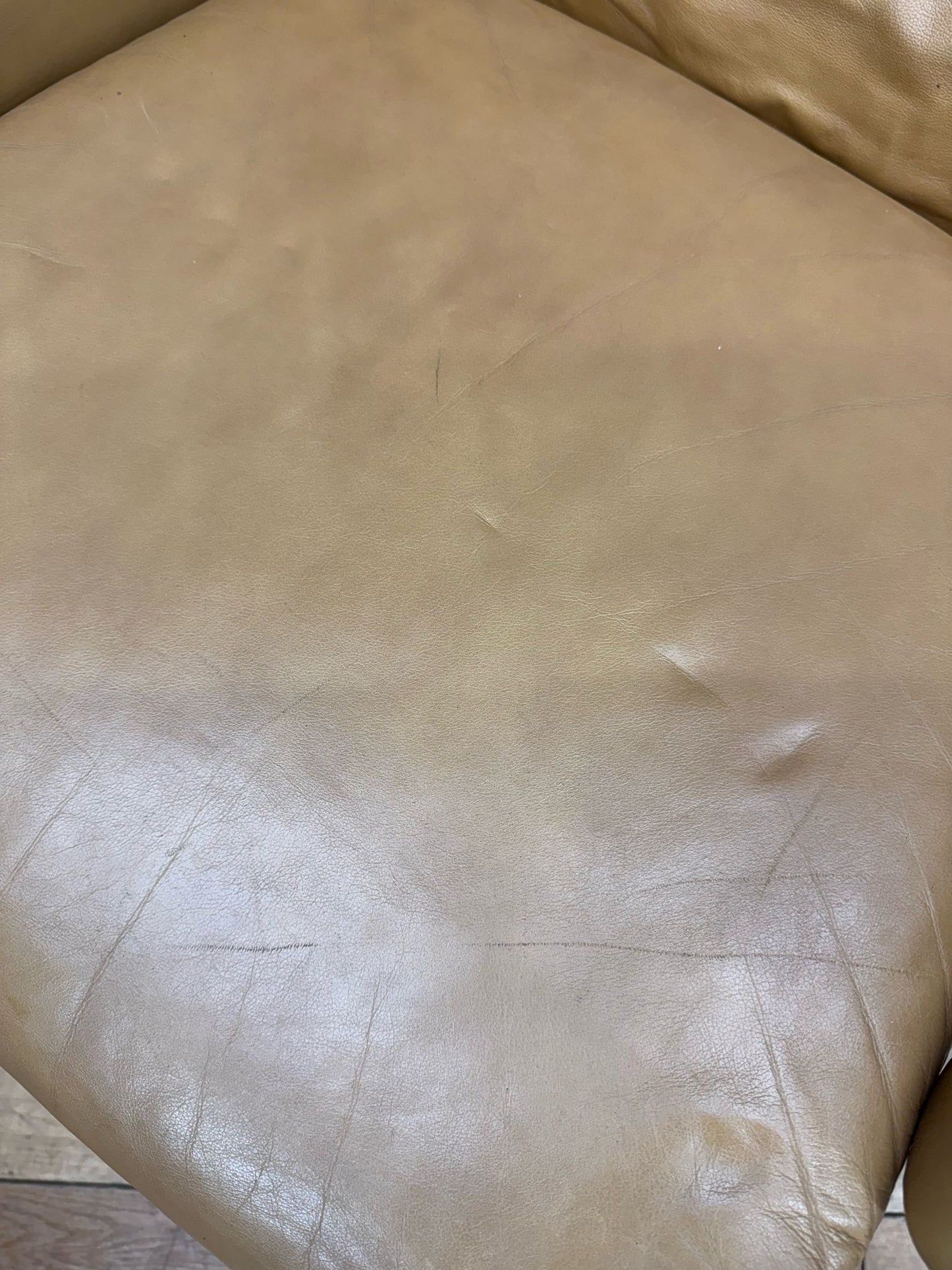 Preloved Ekornes Stressless Corrie Tan Leather Reclining Armchair Dream Medium