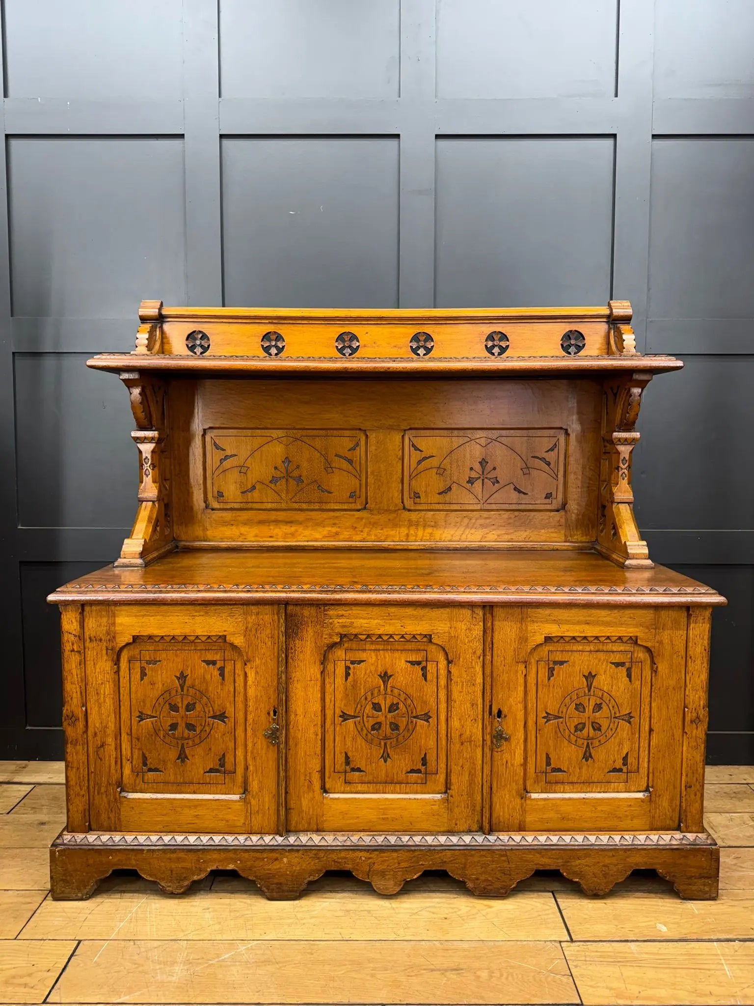 Antique Oak Buffet Sideboard Cabinet / Cupboard Gothic /Aesthetic Movement RUSTIC WAREHOUSE NORFOLK