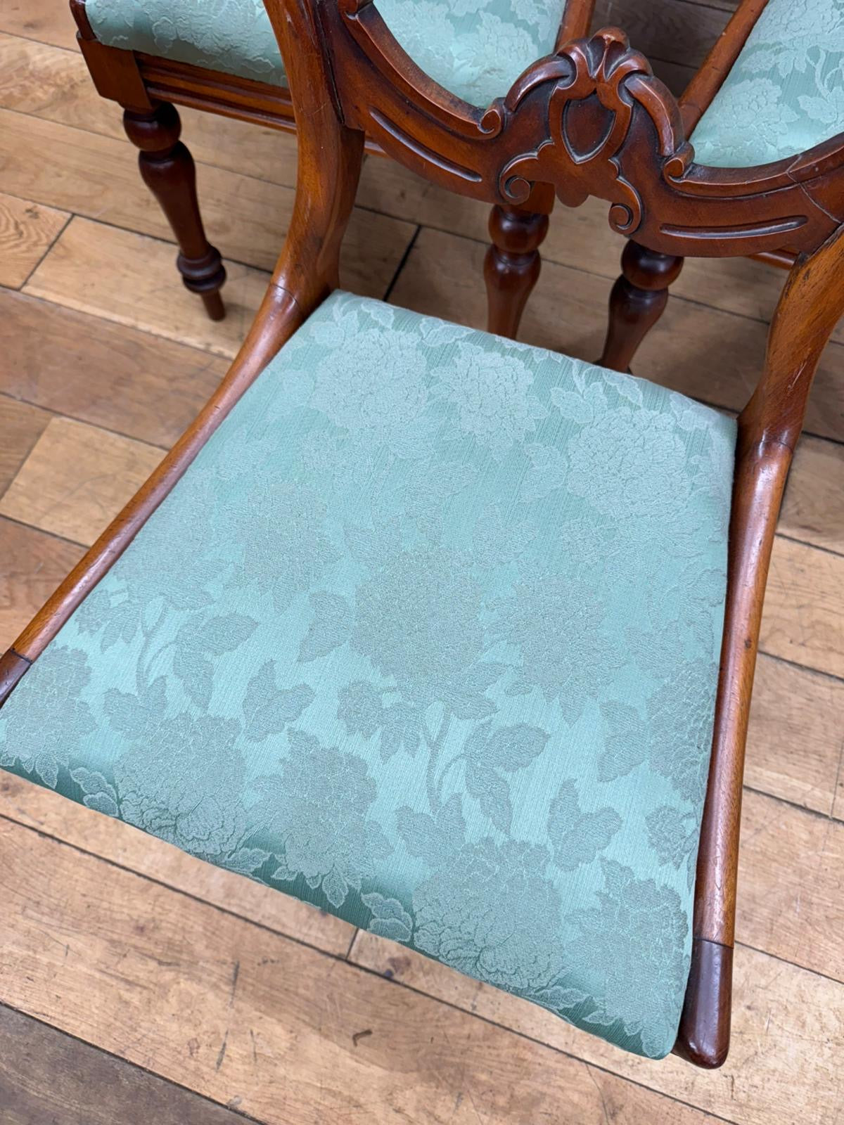 Set of 6 Mid-Victorian Mahogany Balloon Back Dining Chairs – Drop-In Seats