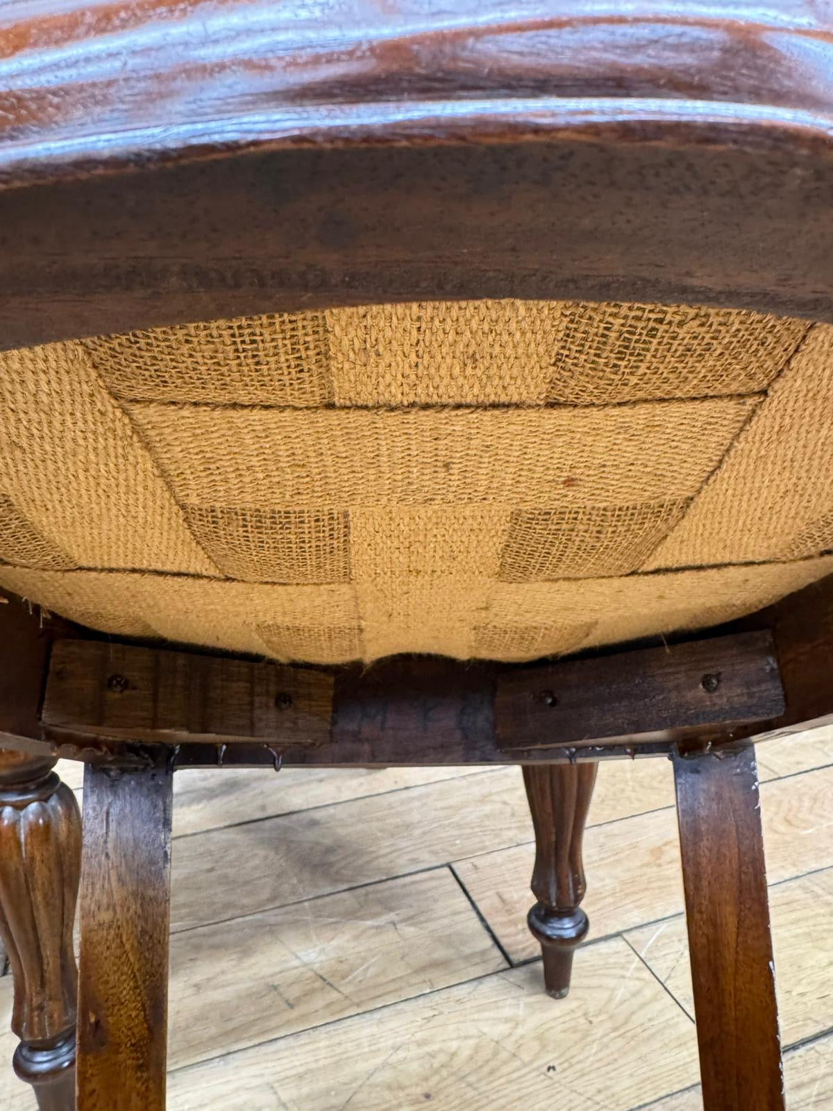 Vintage Balloon-Back Dining Chairs – Carved Backs & Upholstered Seats (4)