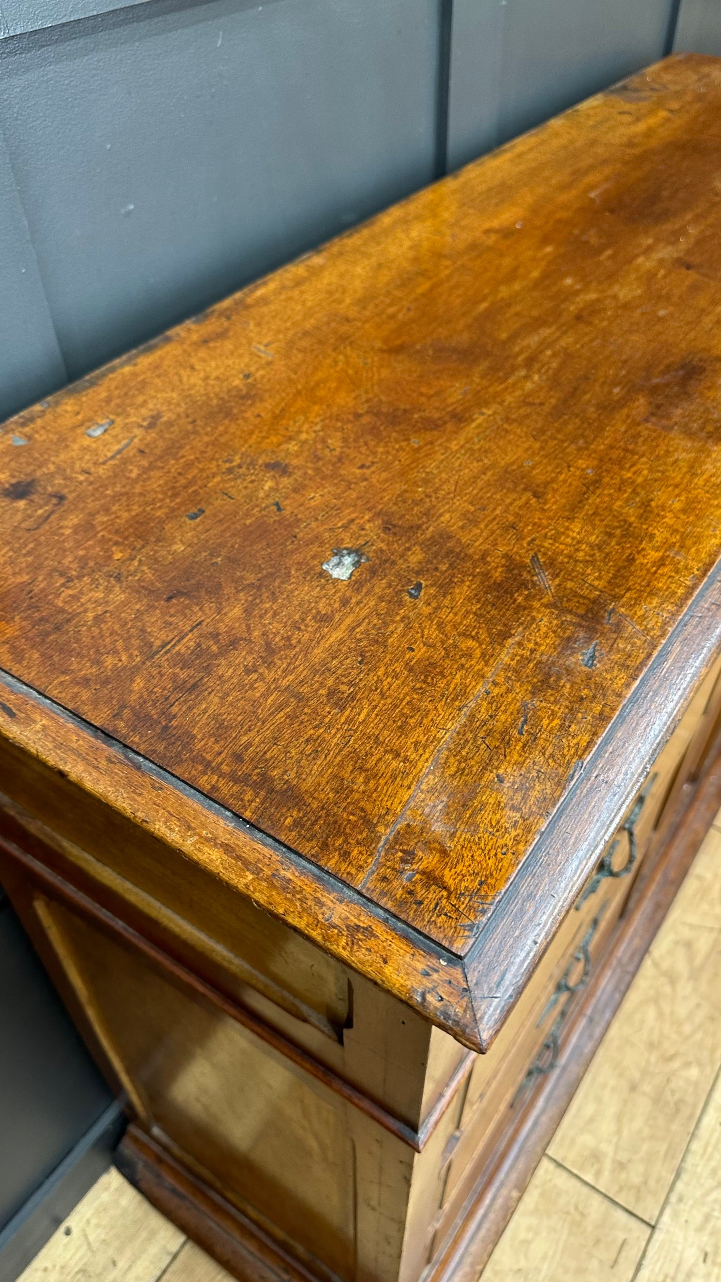 Antique Mahogany Sideboard / Drawer Cabinet / Buffet Server  / Drinks Cabinet