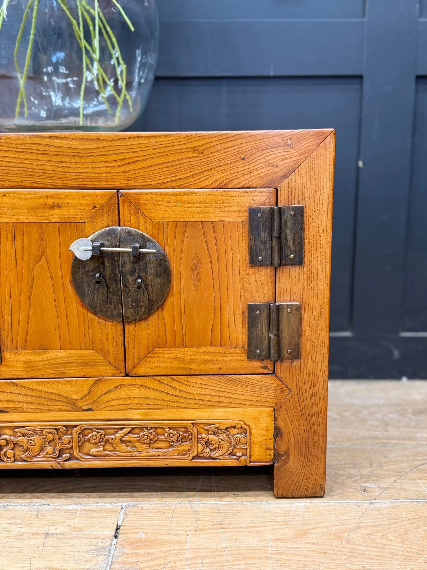 Vintage Chinese Elm Low Sideboard Cabinet / TV Media Unit Oriental Console