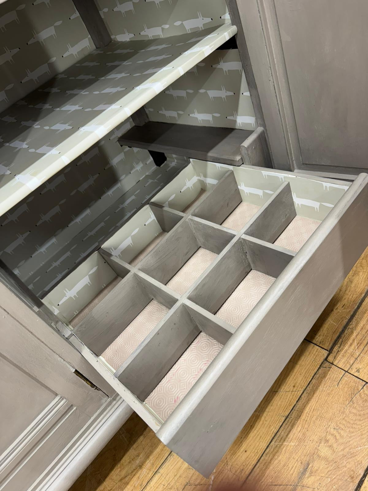 Large Painted Sideboard Cupboard with Drawers – Grey Storage Unit / TV Cabinet