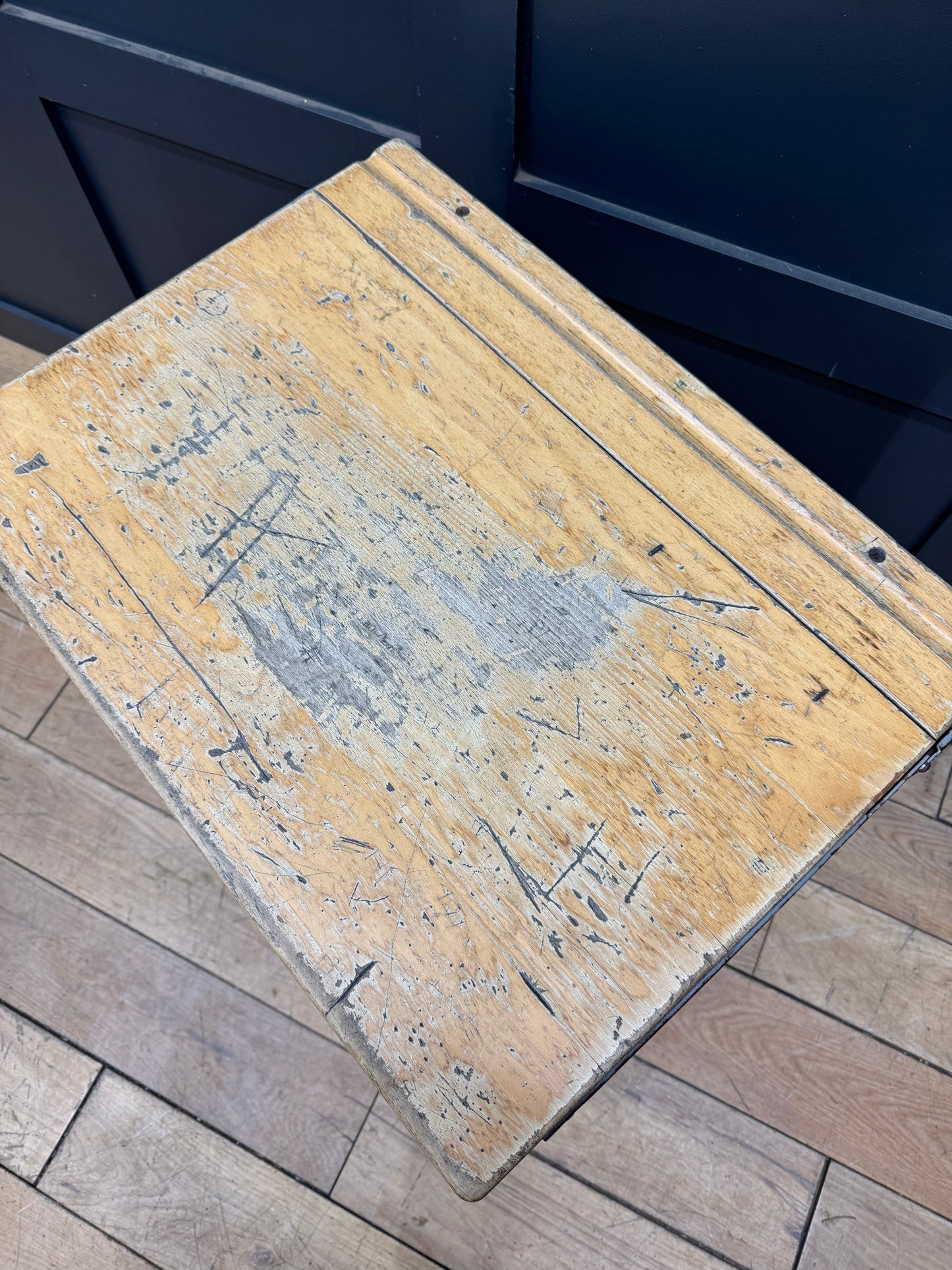 Vintage School Desk / Home Schooling Desk / Child’s Desk / Small Desk table