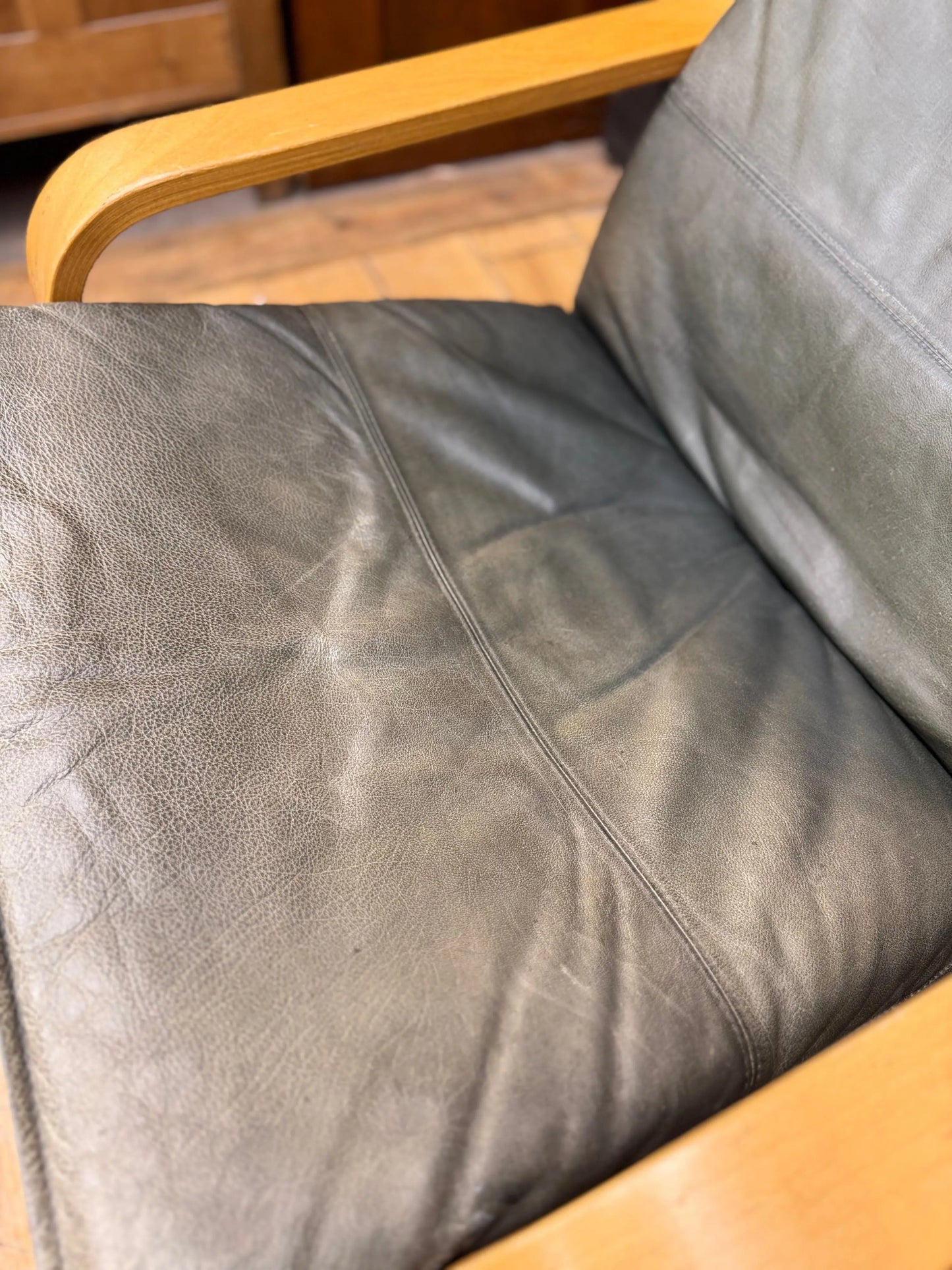 Pair of Vintage IKEA Poäng Green Leather Bentwood Armchairs – Retro Mid-Century