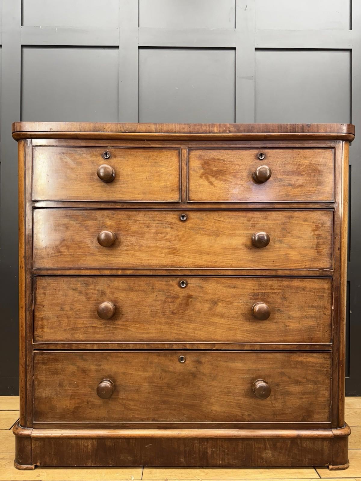 Large Antique Victorian Mahogany Chest of Drawers  Bedroom Dresser Storage